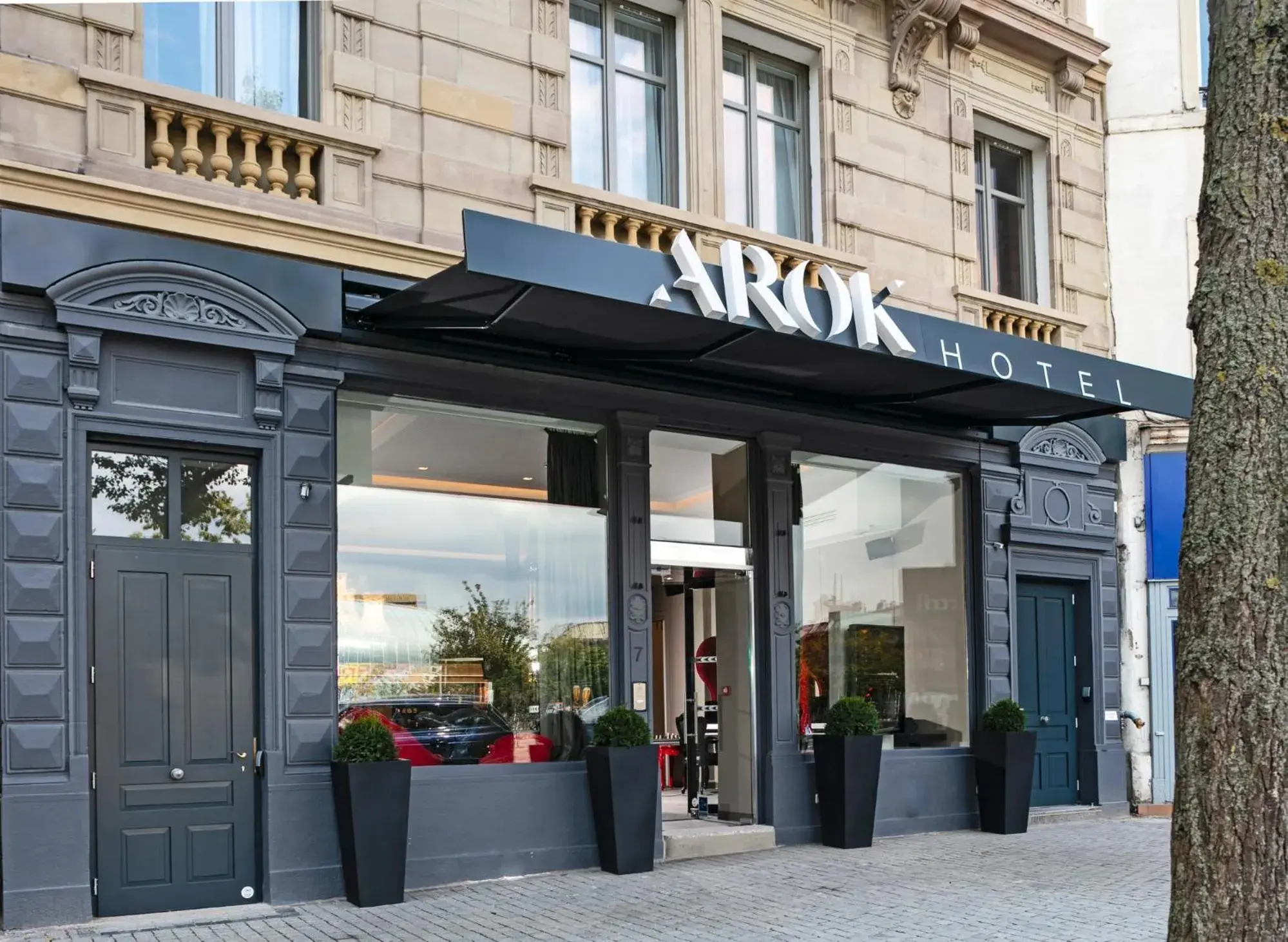 Property building in Hotel Arok