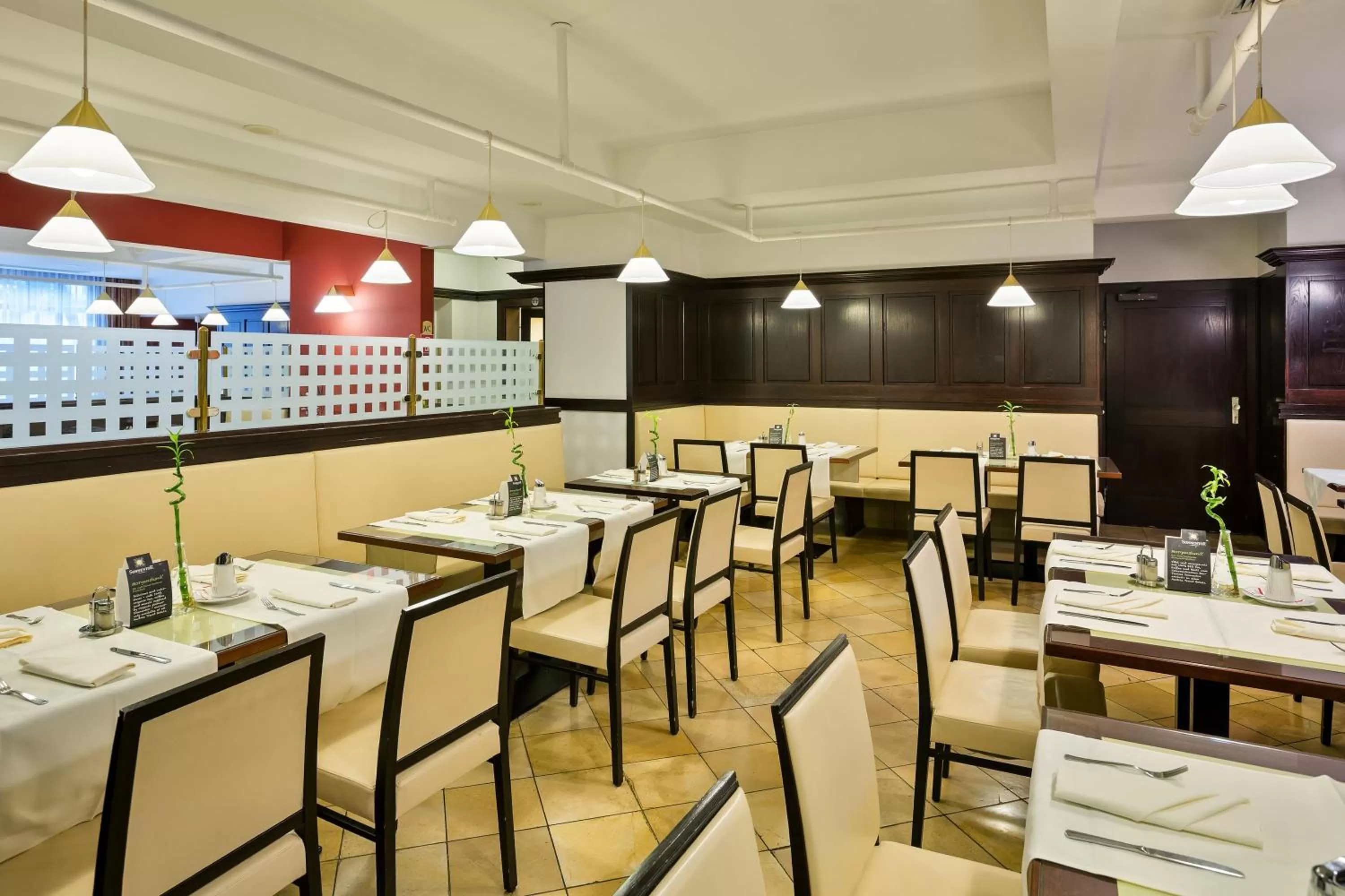 Restaurant/places to eat in Austria Trend Hotel Ananas Wien