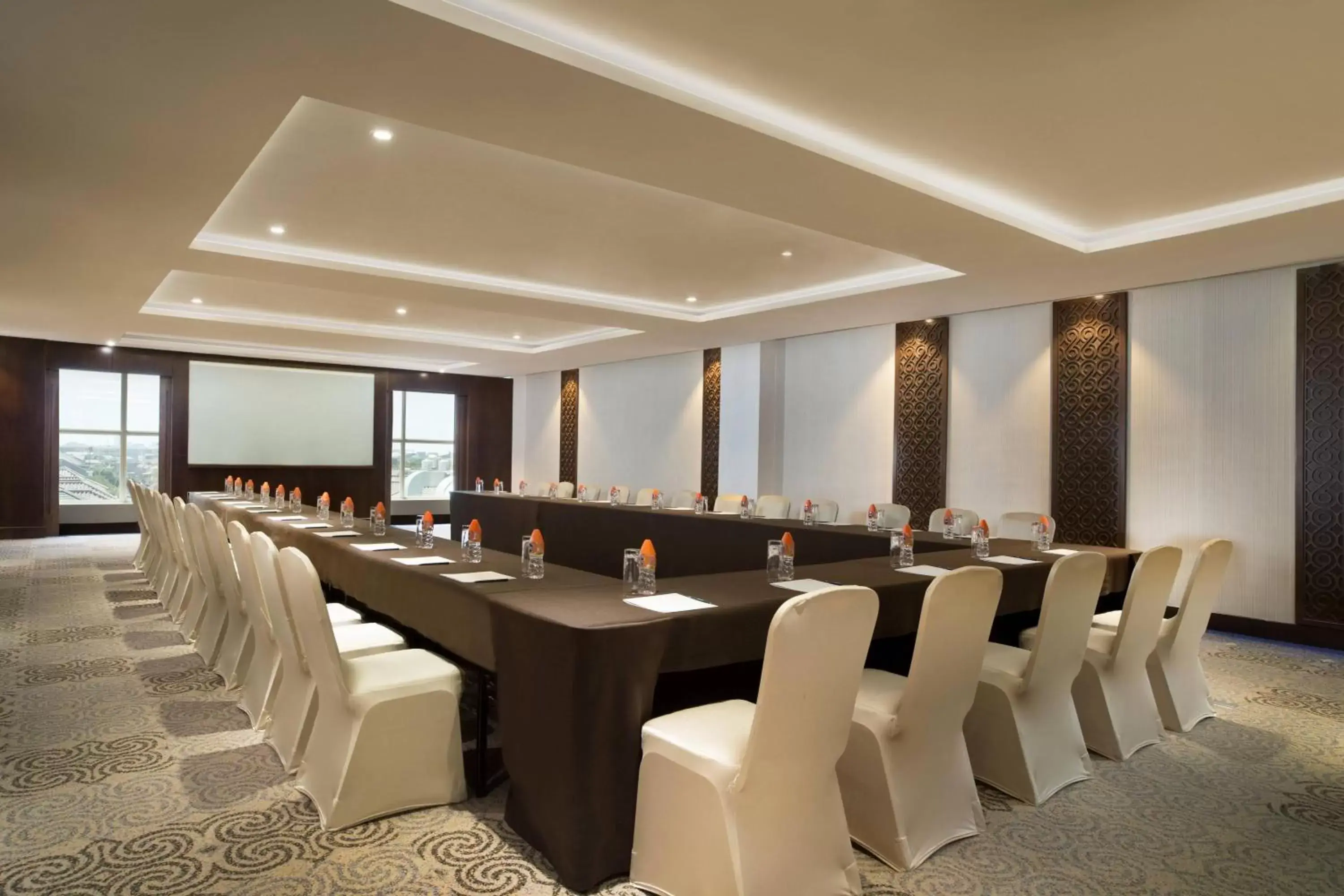 Meeting/conference room in Four Points by Sheraton Makassar