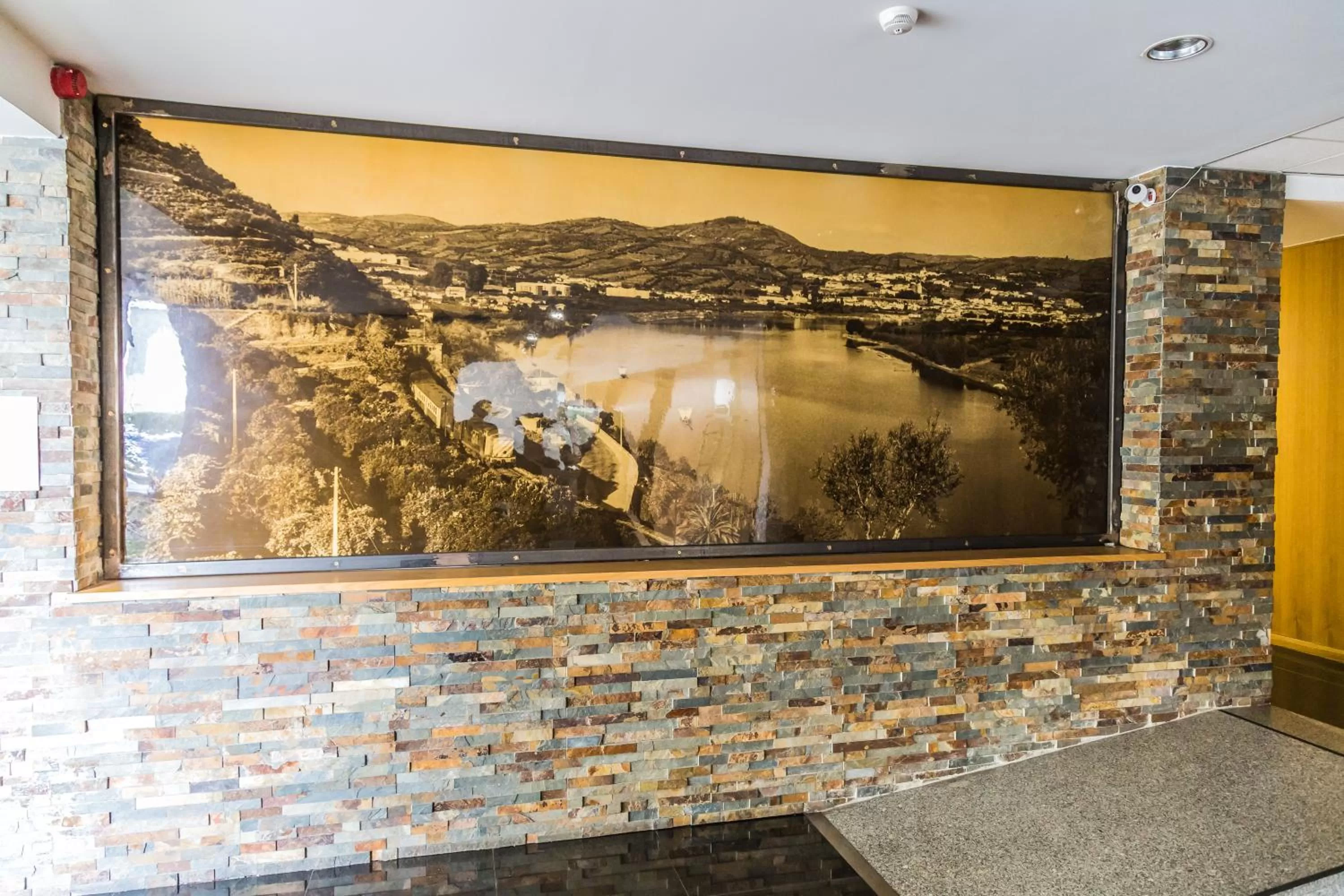 Decorative detail in Hotel Columbano