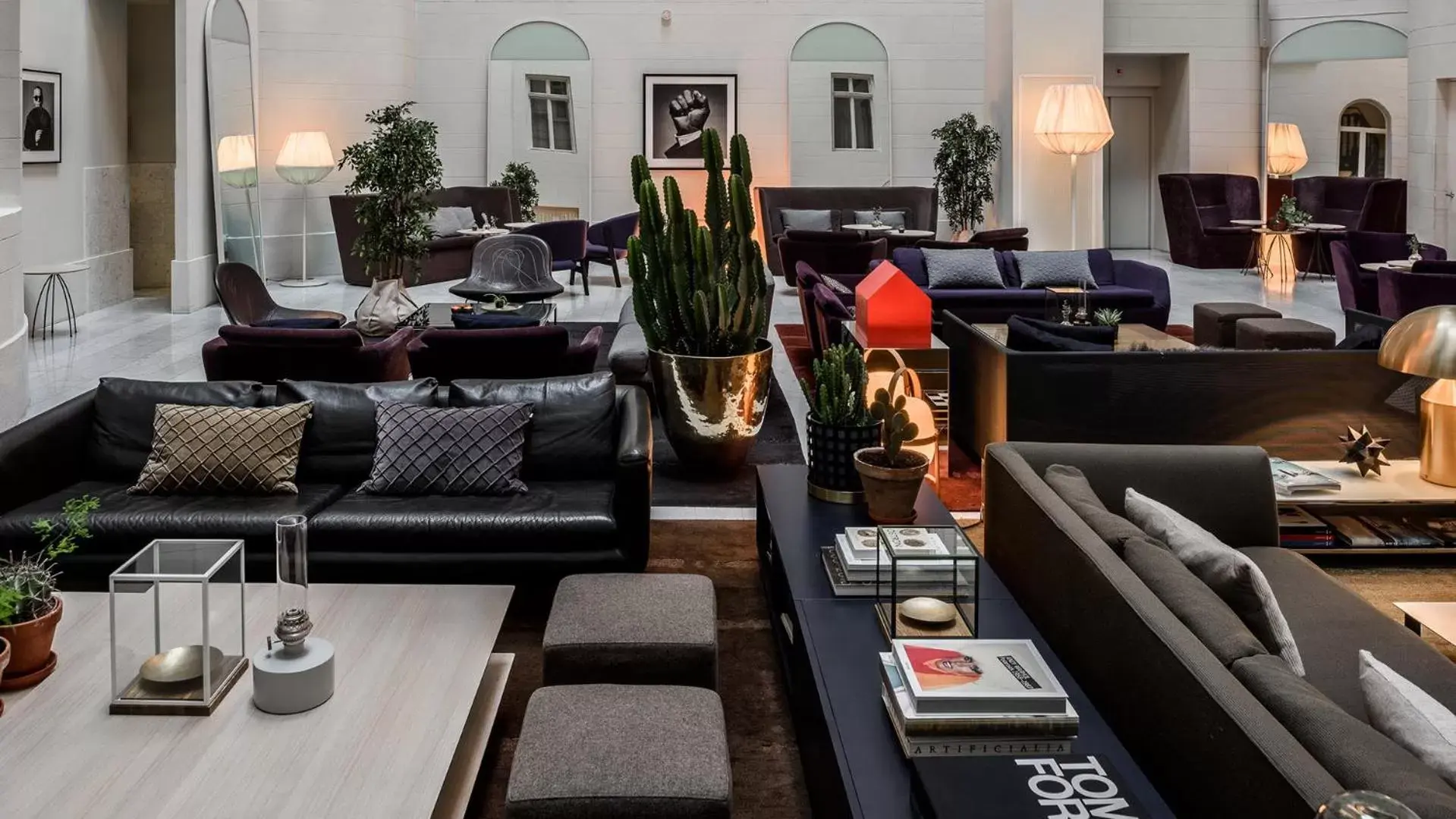 Lounge or bar in Nobis Hotel Stockholm, a Member of Design Hotels™