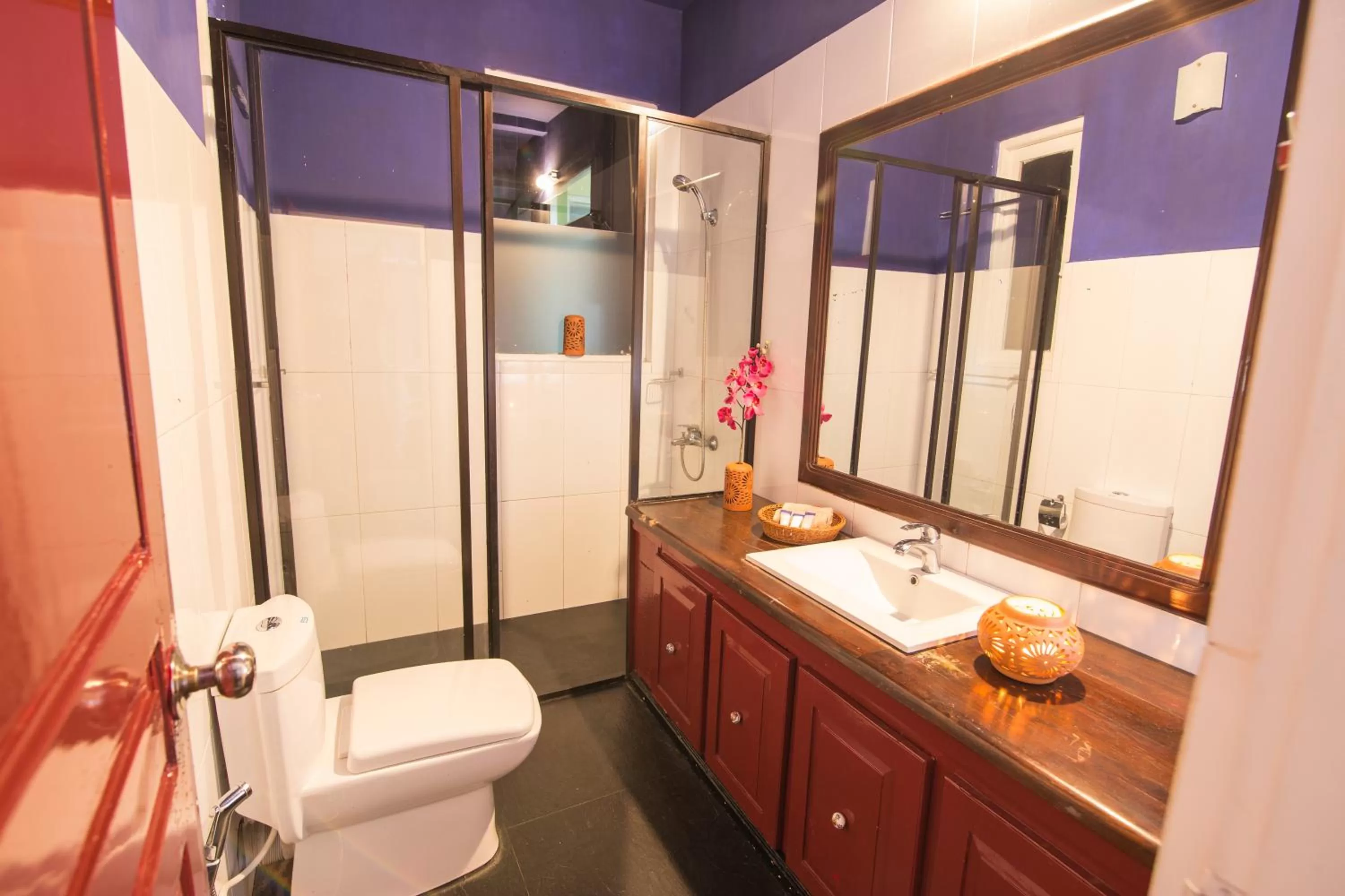 Bathroom in Old Frankland Kandy Luxury Boutique Hotel