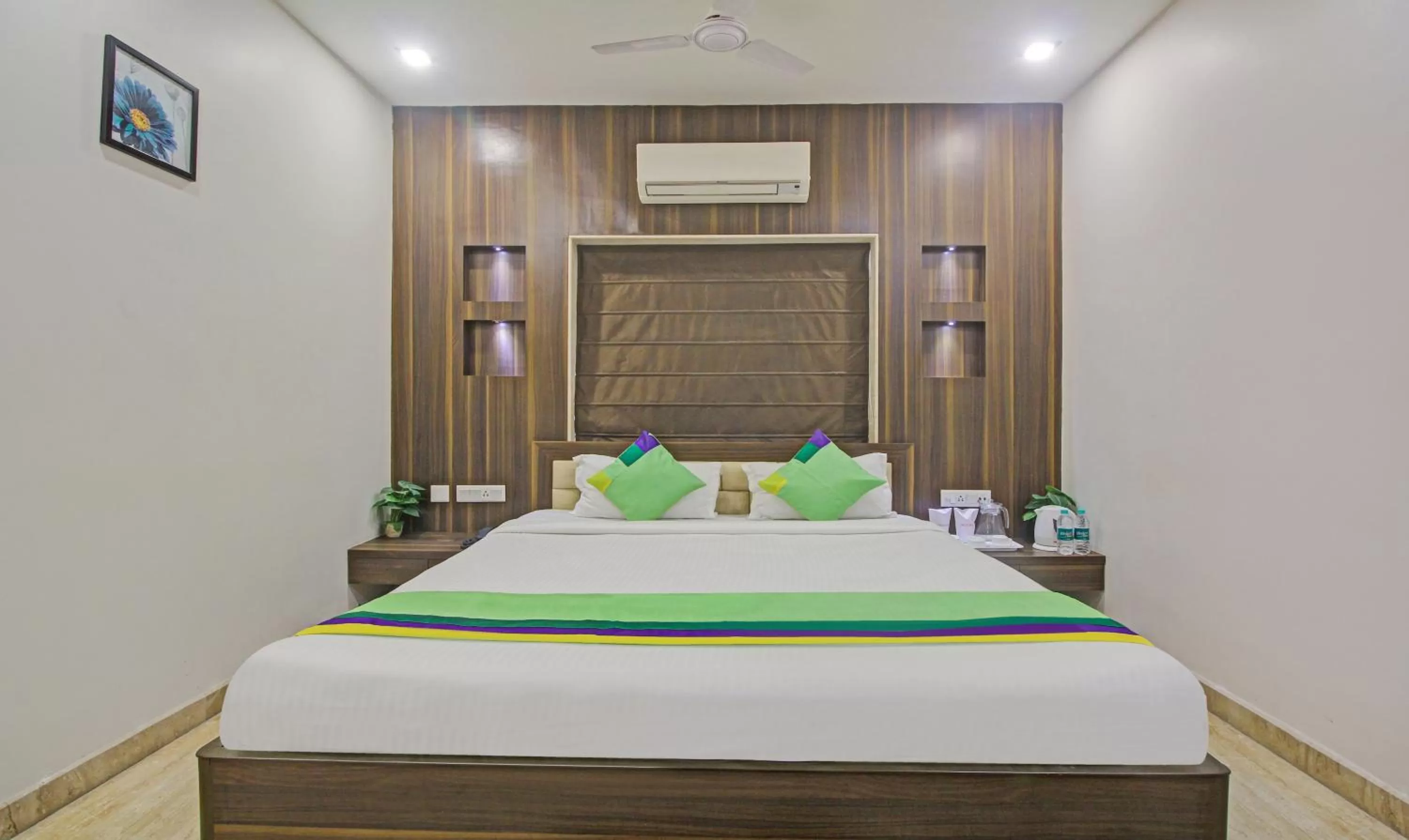 Bed in Treebo Sreema Saltlake Near City Centre Mall