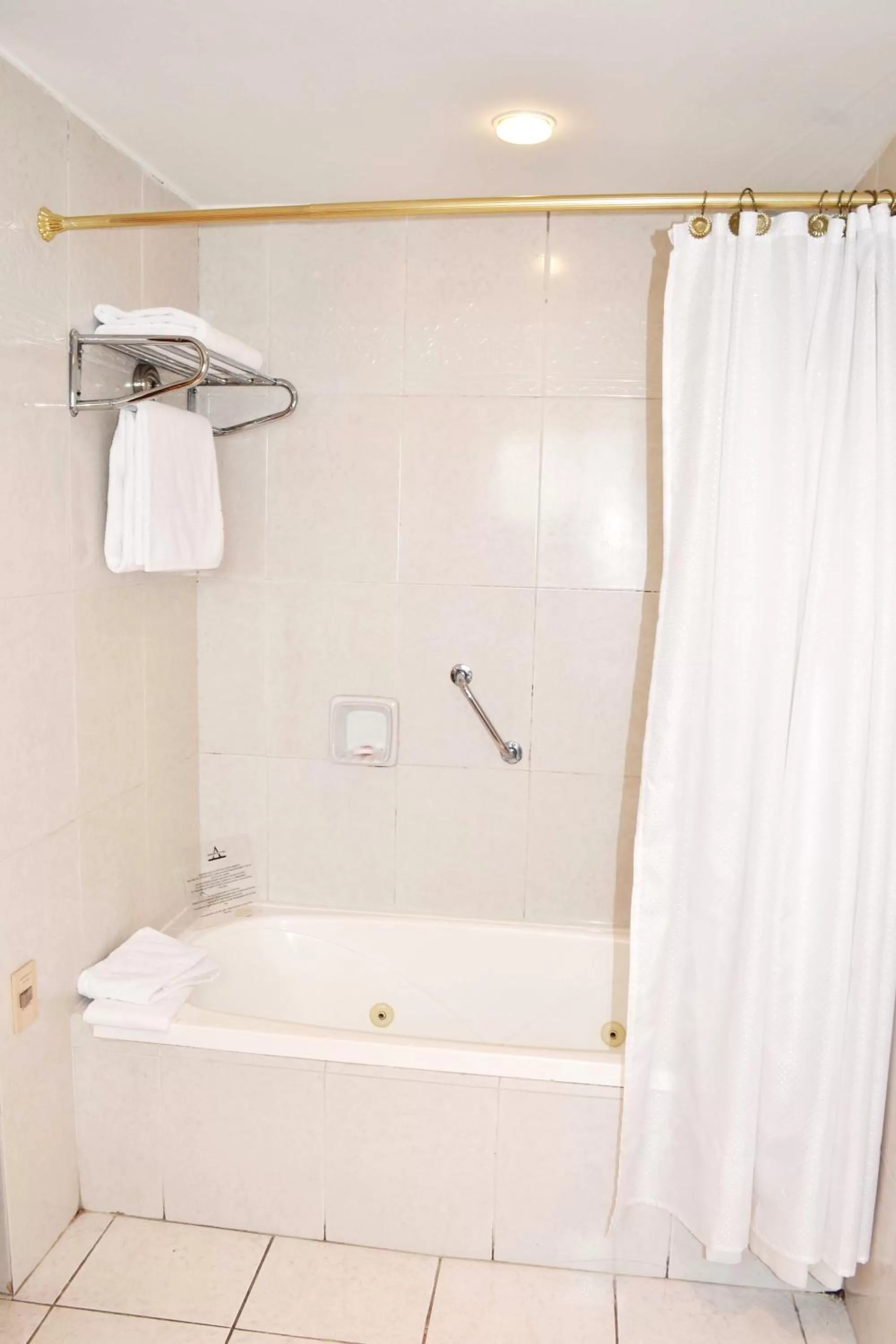 Bathroom in Armon Suites Hotel