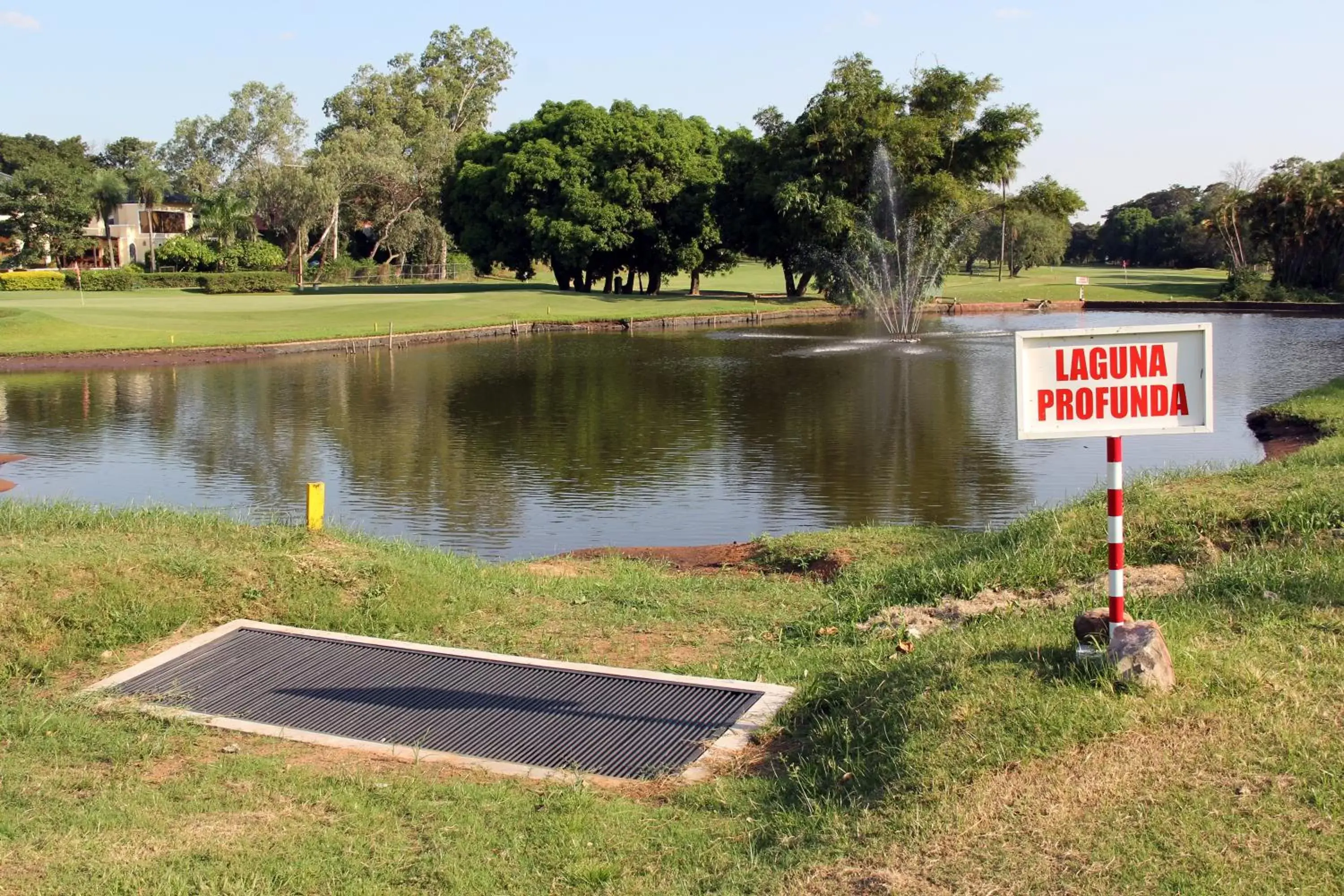 Golfcourse in Resort Yacht Y Golf Club Paraguayo