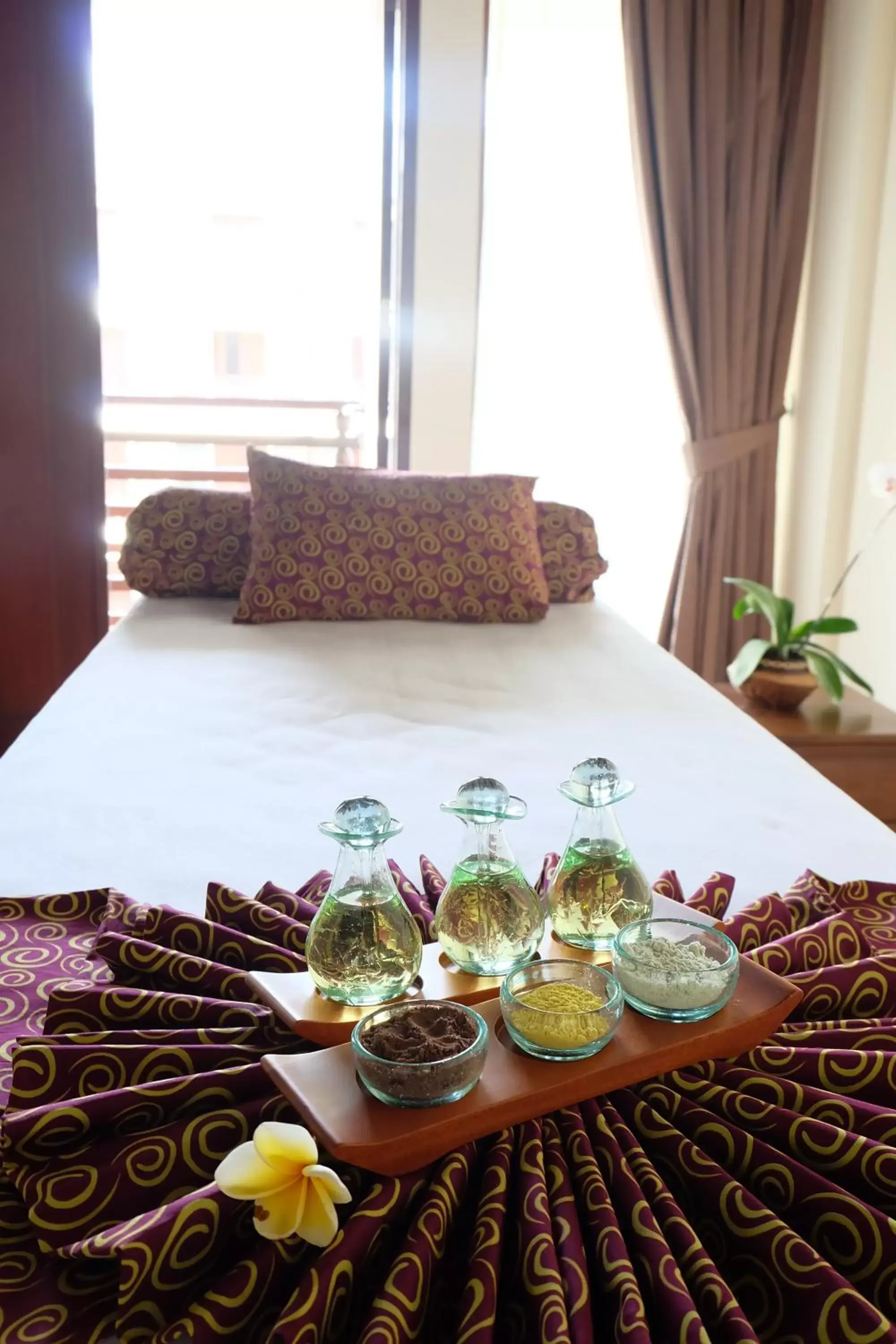 Massage, Bed in Sun Island Hotel & Spa Kuta