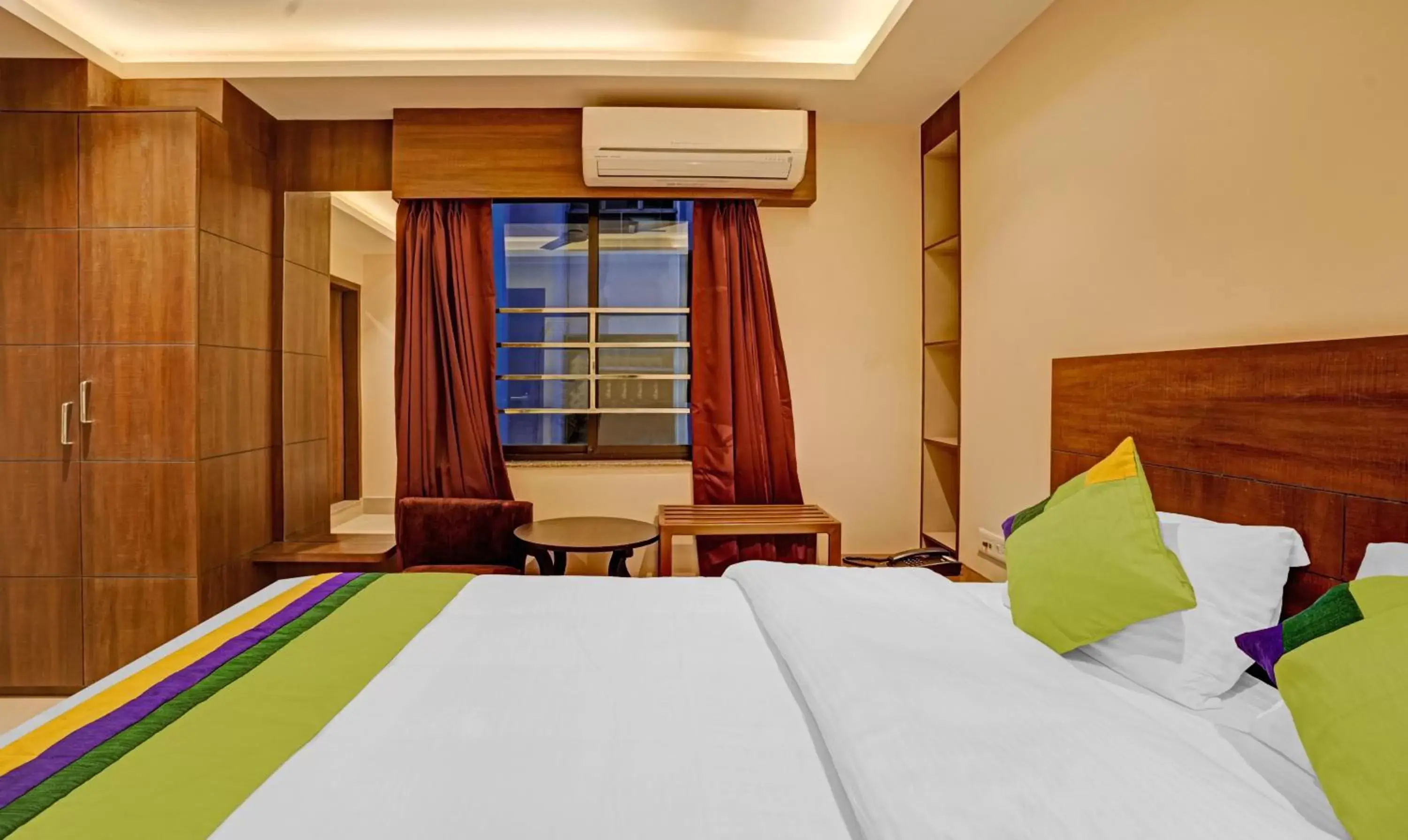 Bedroom, Bed in Treebo Indrapuri Hotel & Resort, Siliguri Junction Bedroom, Bed in Treebo Indrapuri Hotel & Resort, Siliguri Junction