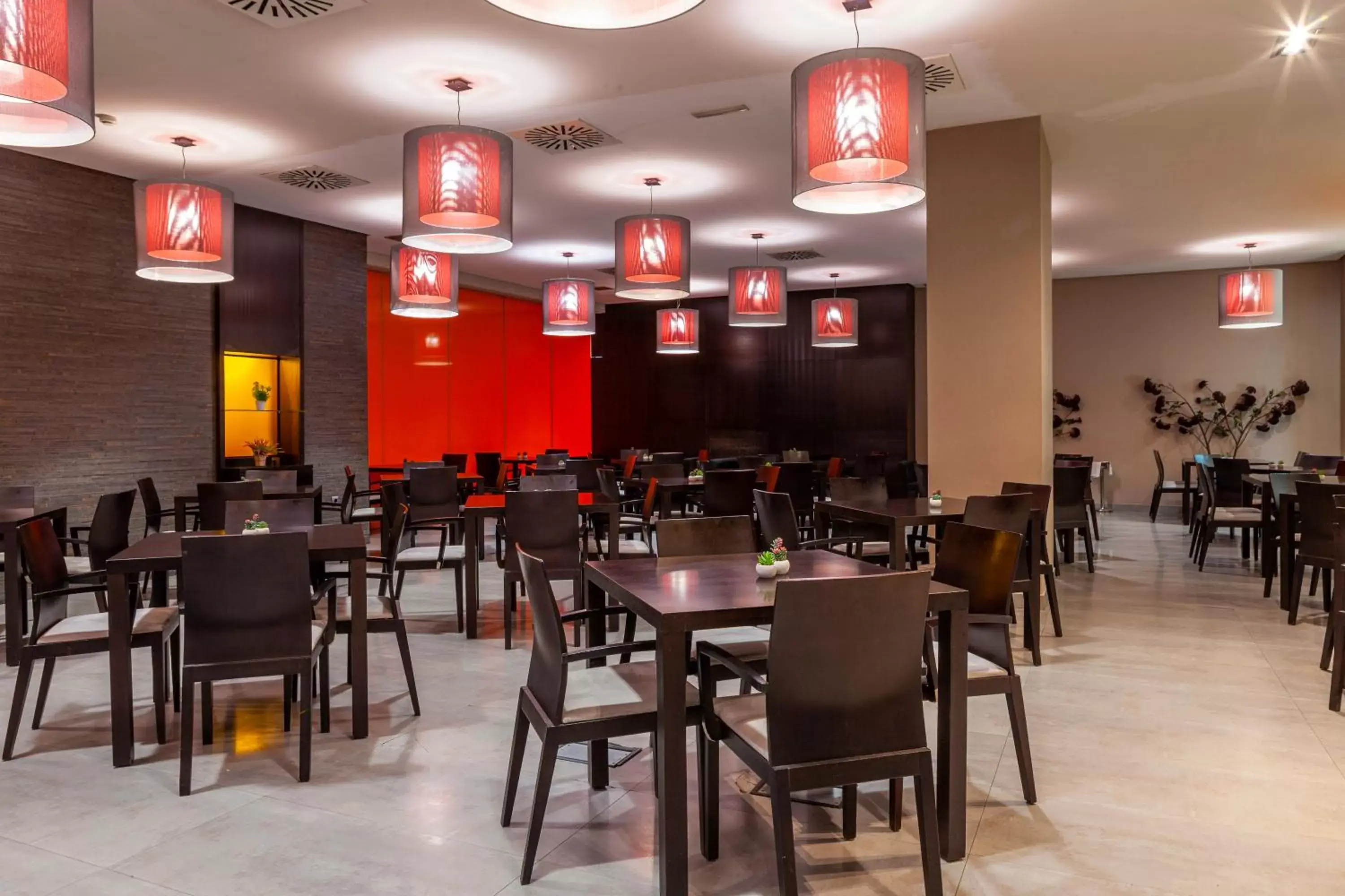 Restaurant/places to eat in Hotel Macià Real De La Alhambra Restaurant/places to eat in Hotel Macià Real De La Alhambra