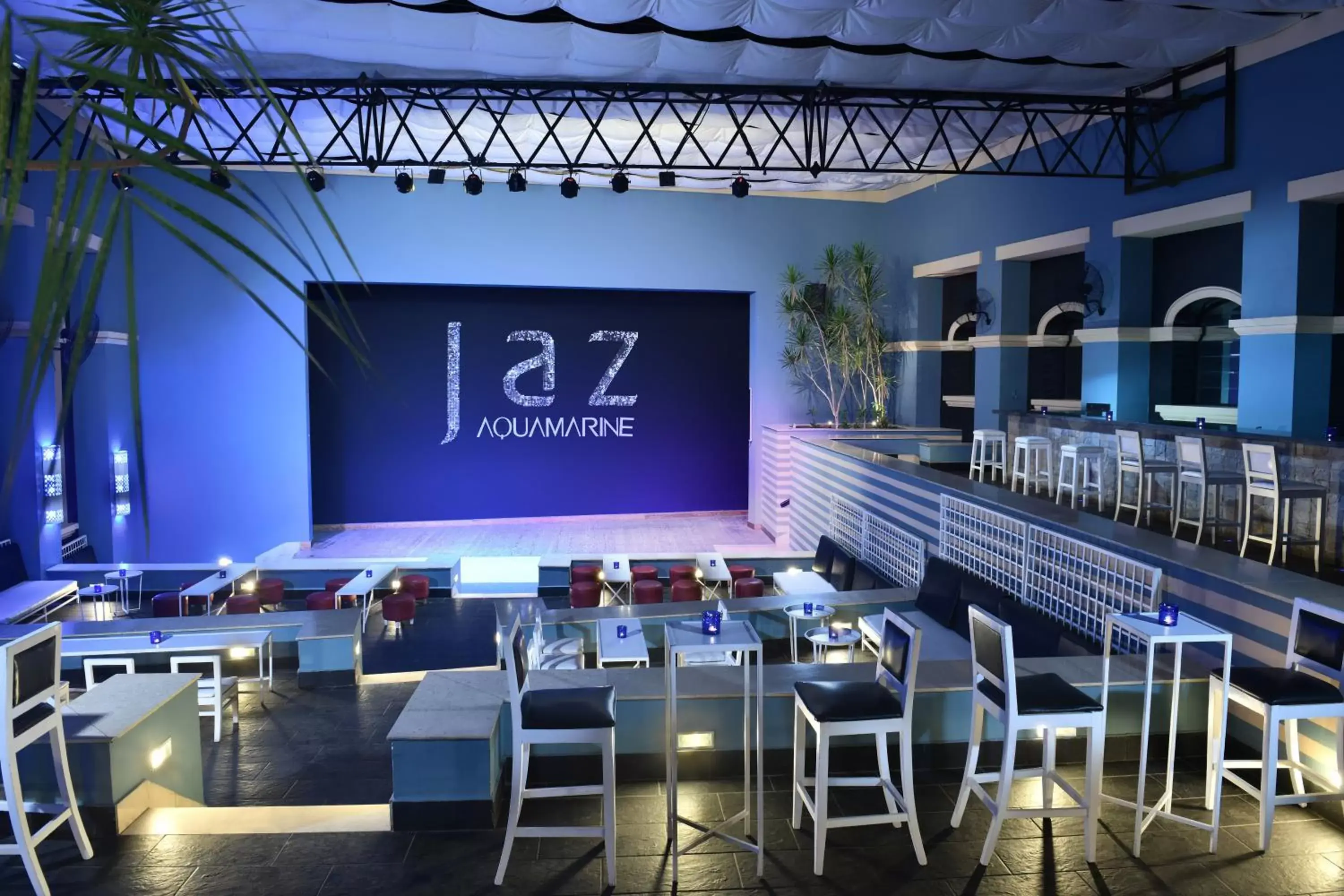 Entertainment, Restaurant/Places to Eat in Jaz Aquamarine Resort