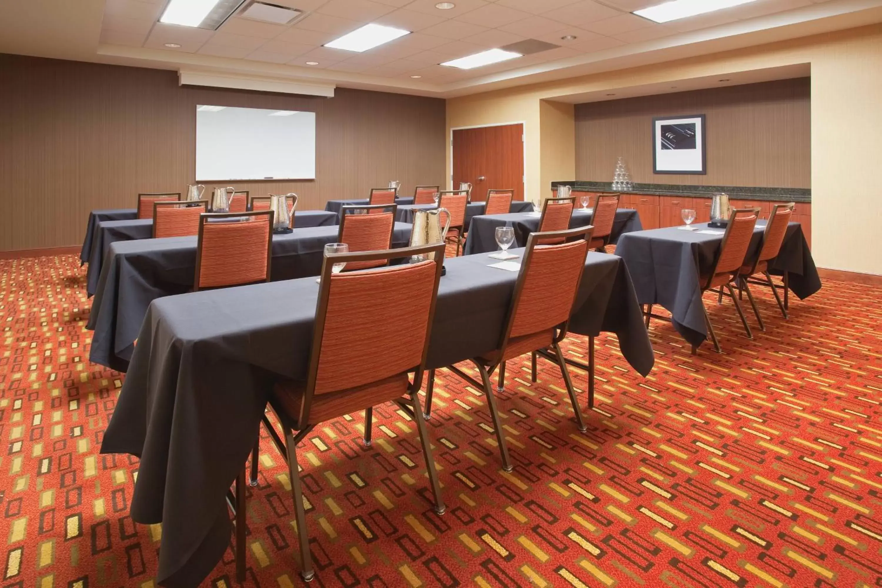 Meeting/conference room in Courtyard Grand Junction