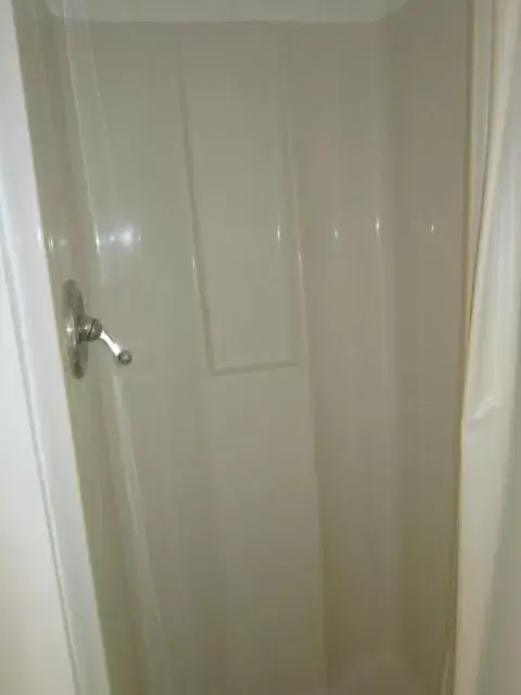 Bathroom in Cadet Motel