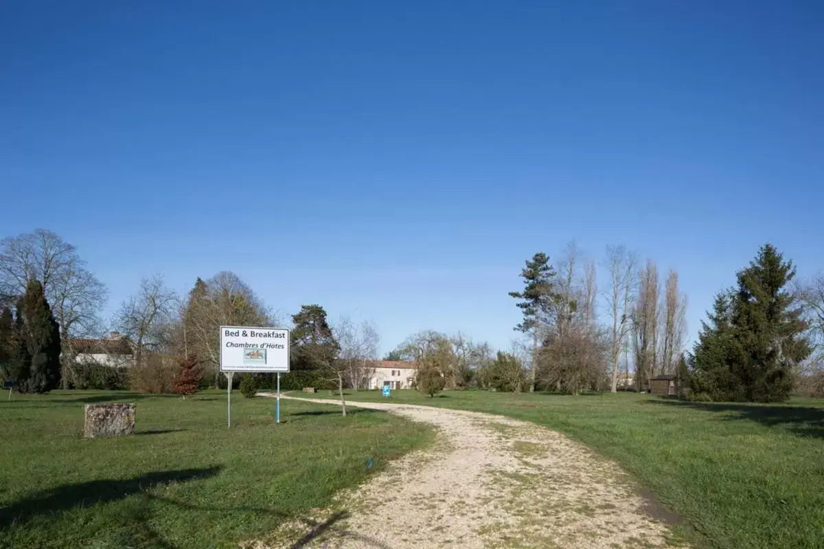 Garden view in La Bribaudonnière