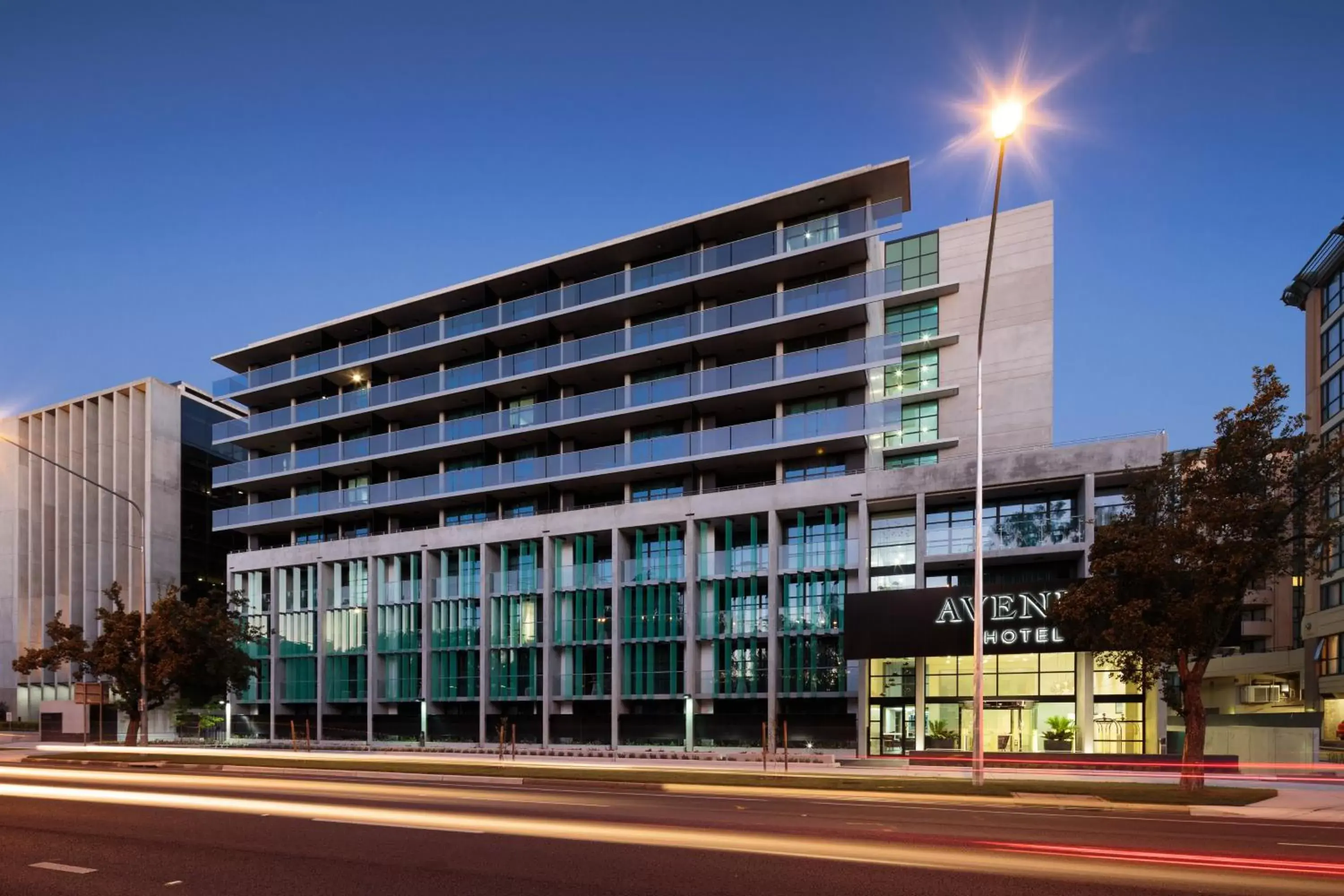 Facade/entrance, Property Building in Avenue Hotel Canberra