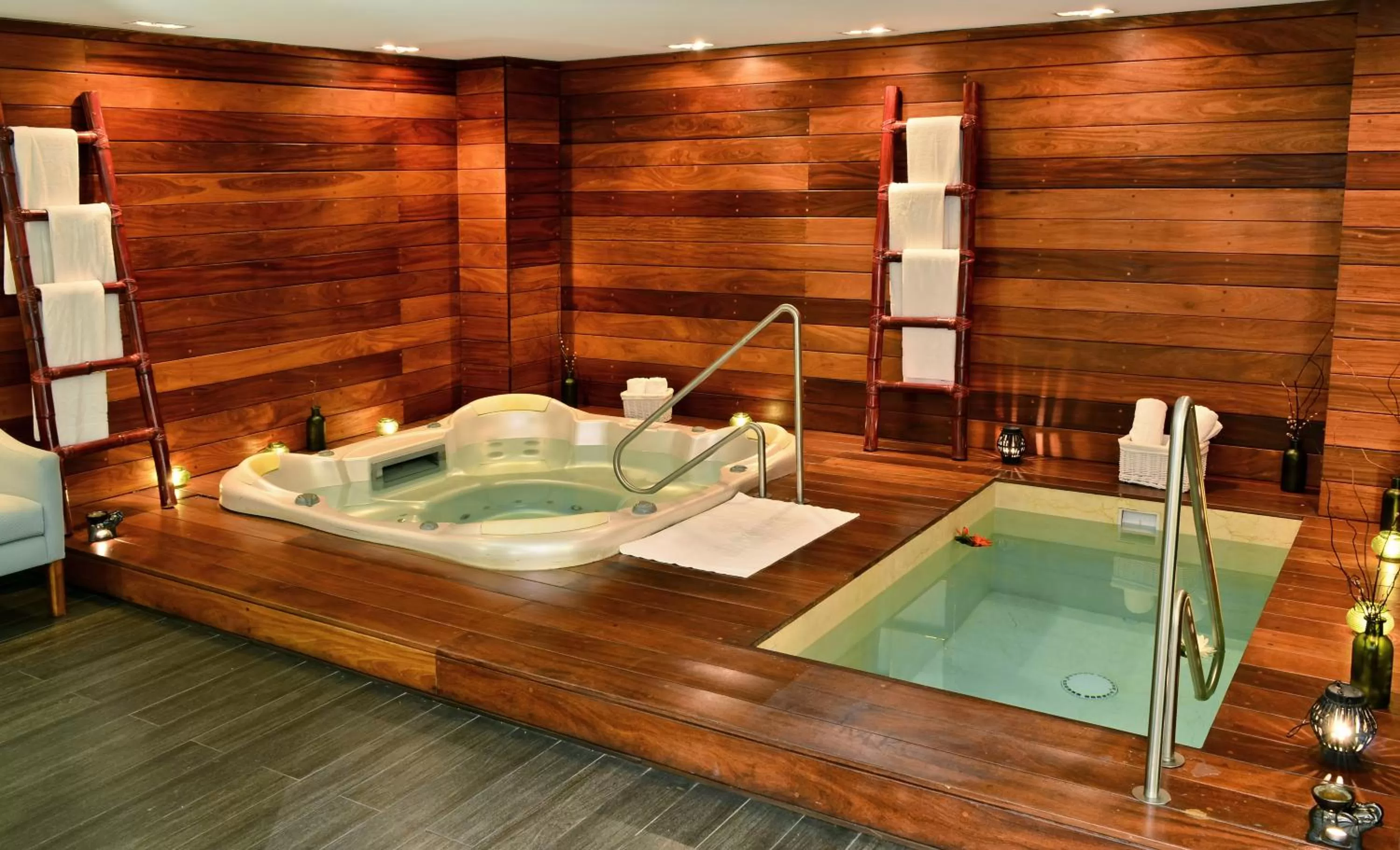 Hot Spring Bath in Emporio Veracruz