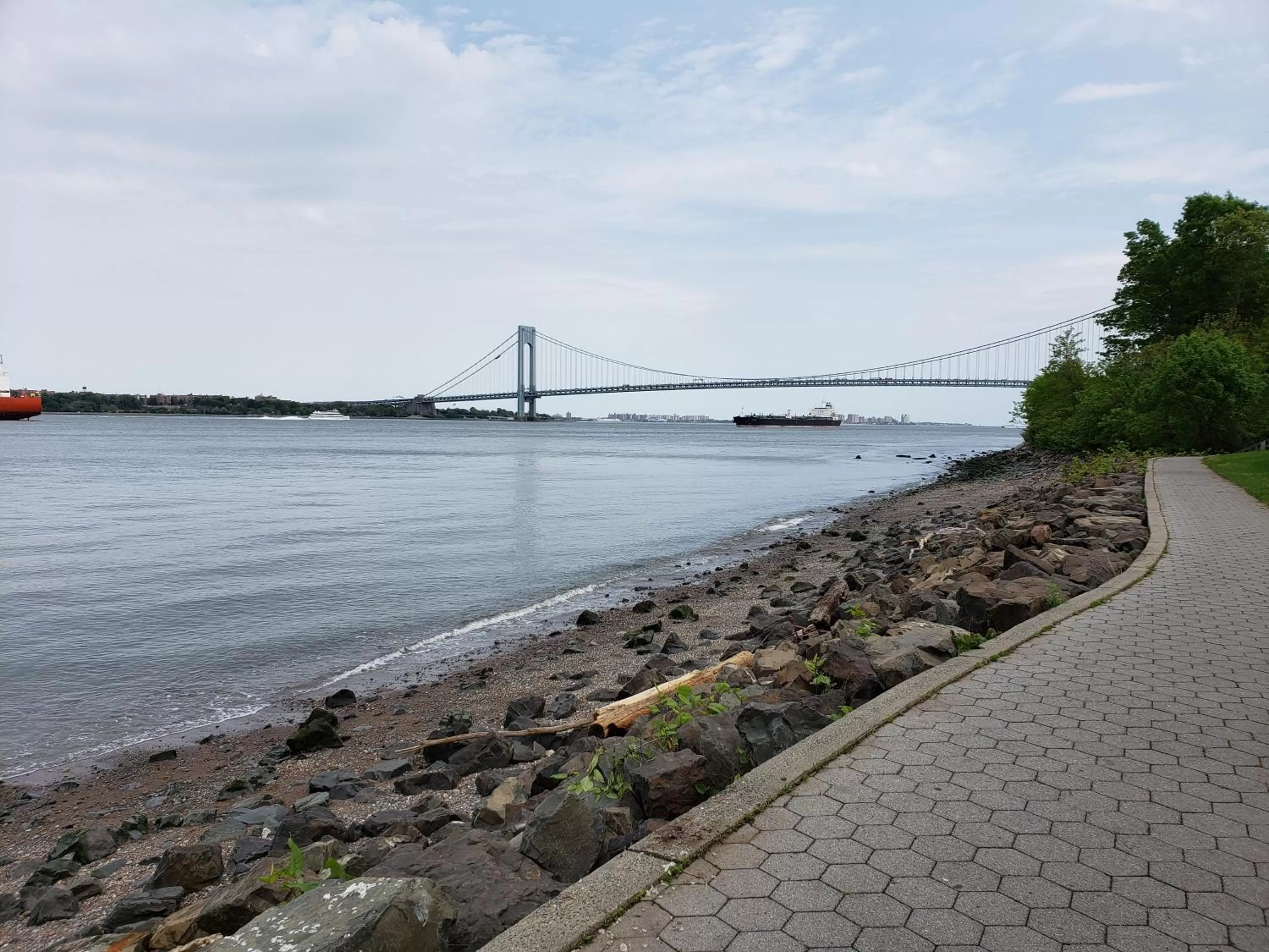 River view in Harbor House Bed and Breakfast