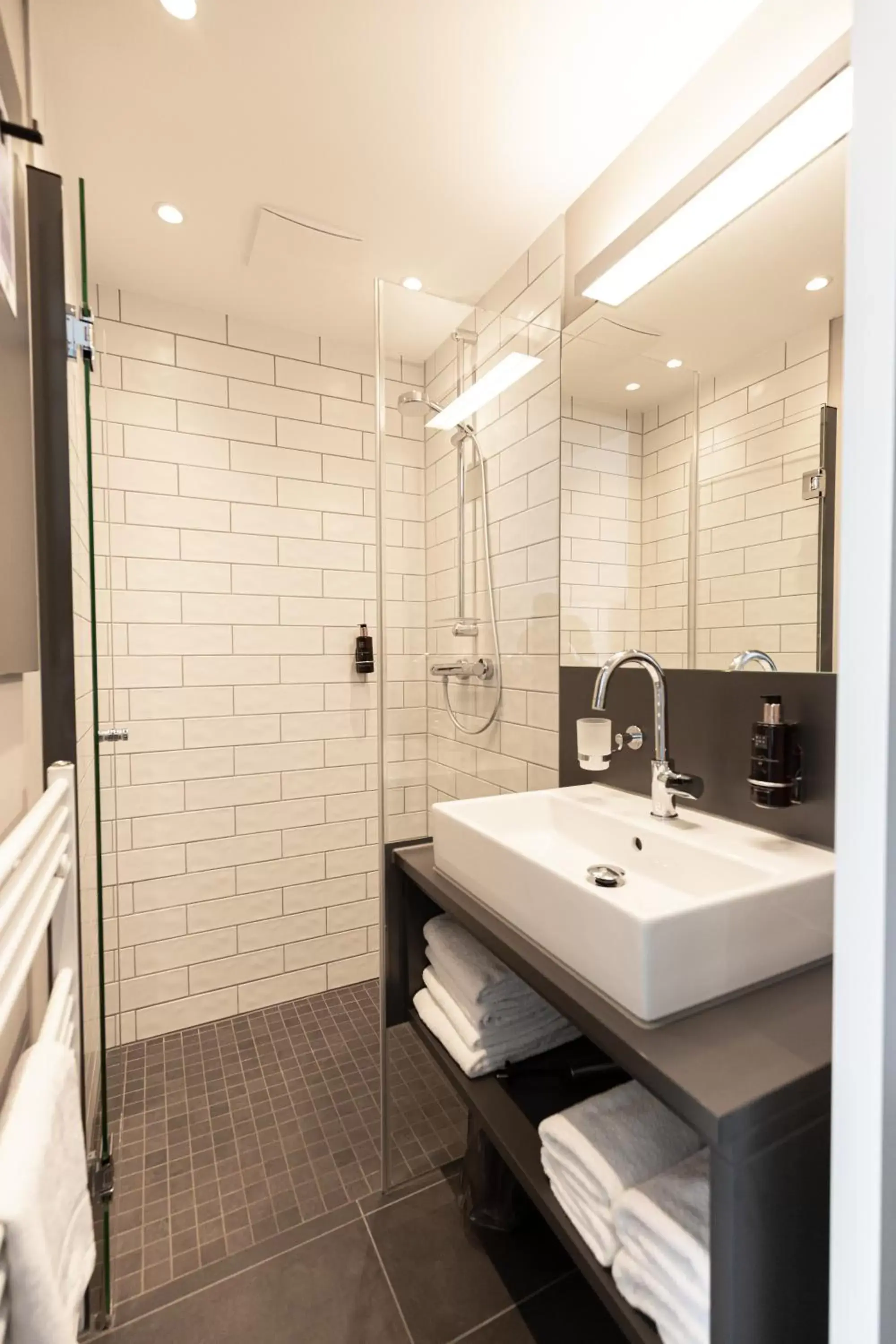 Bathroom in ibis Styles Vechta Bathroom in ibis Styles Vechta