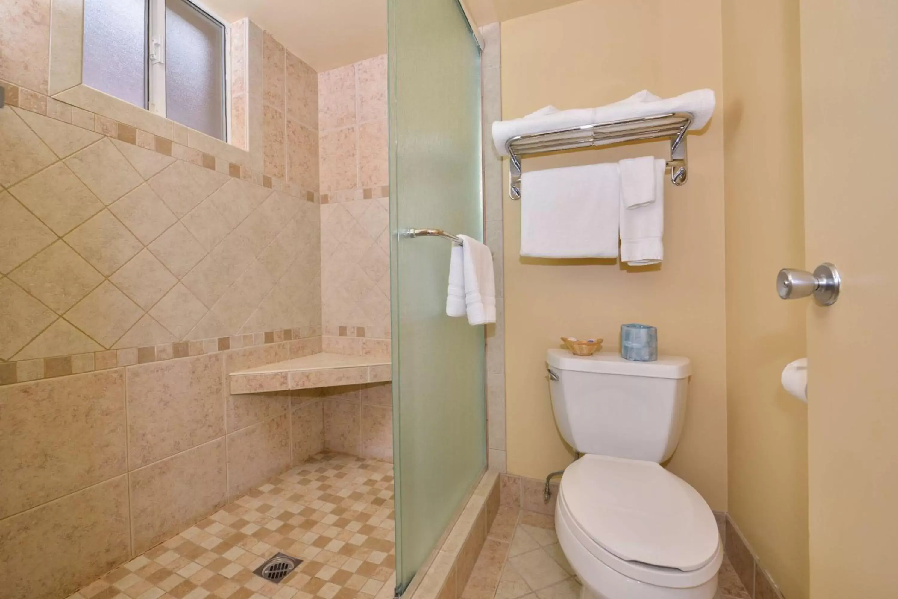 Bathroom in Best Western Plus King's Inn and Suites