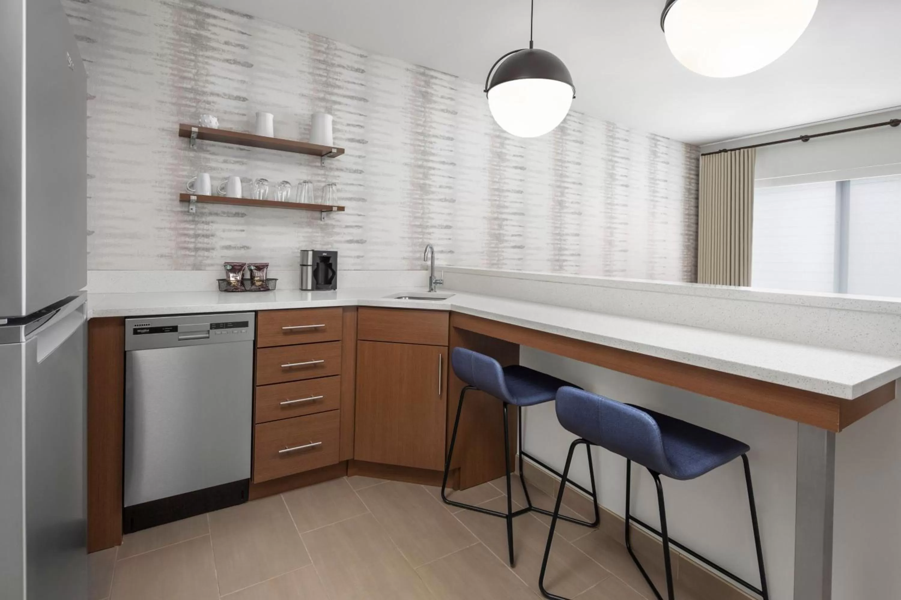 Kitchen or kitchenette in Residence Inn by Marriott Rehoboth Beach