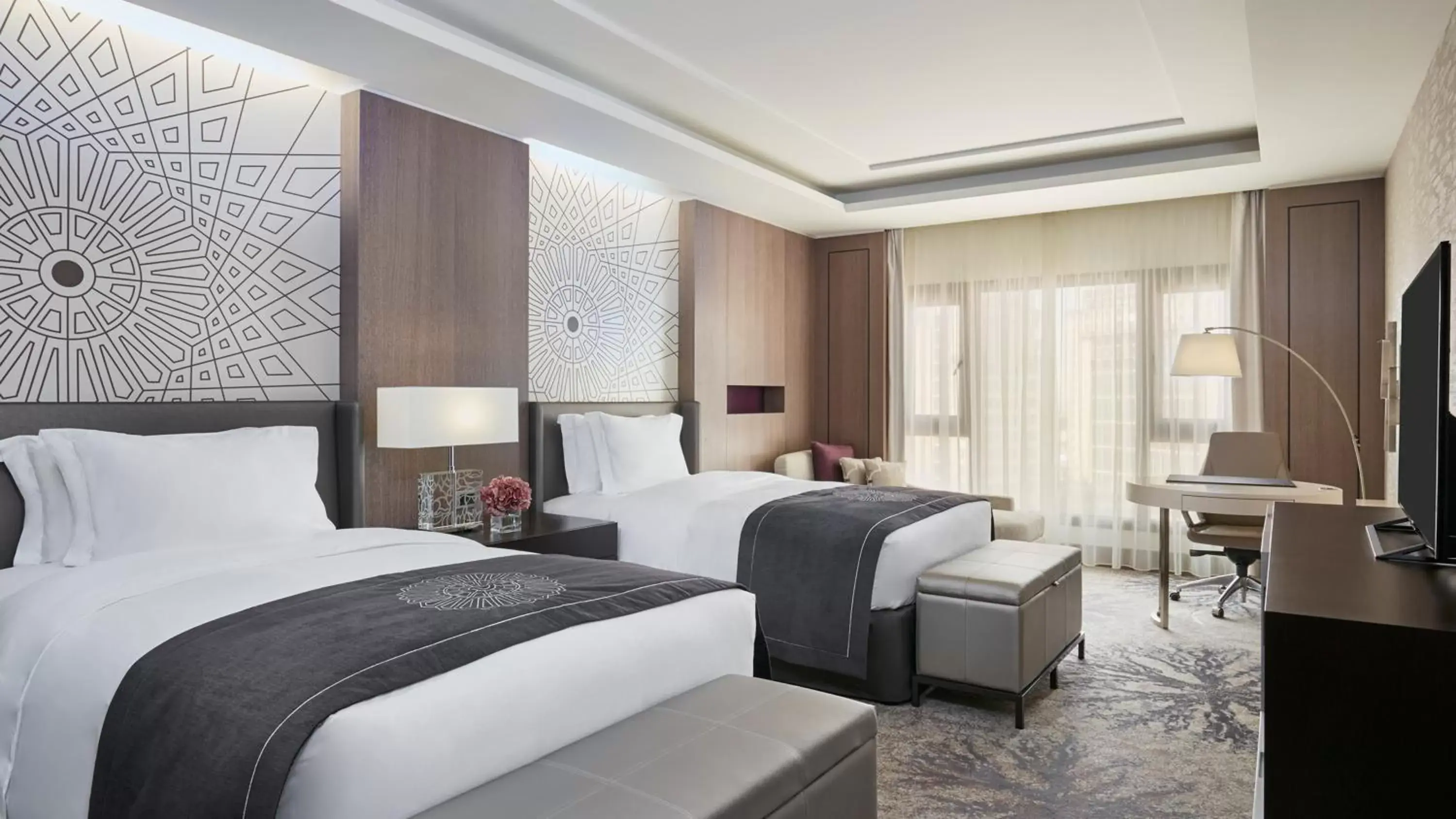 Photo of the whole room, Bed in InterContinental Doha Beach & Spa, an IHG Hotel