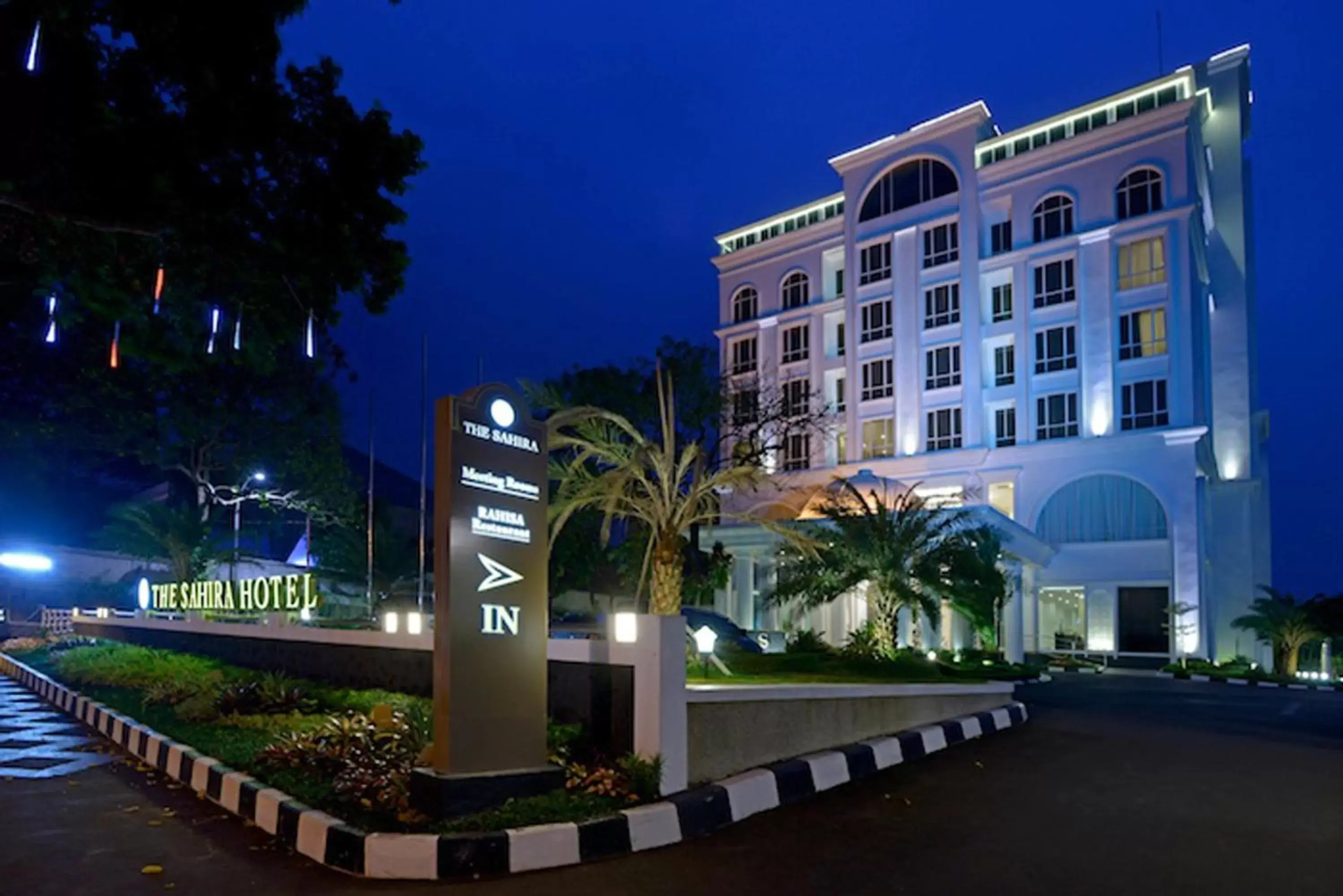 Facade/entrance, Property Building in The Sahira Hotel Syariah