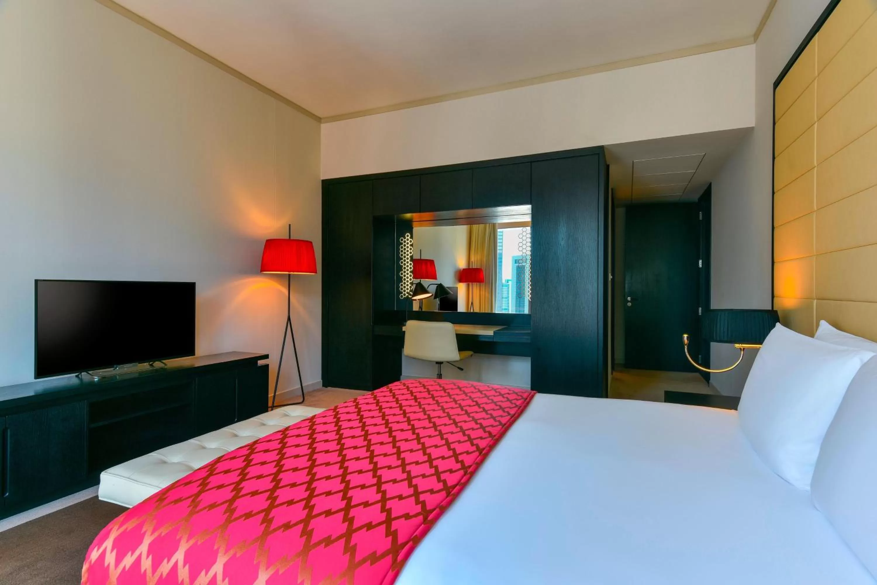 Bedroom, Bed in W Doha