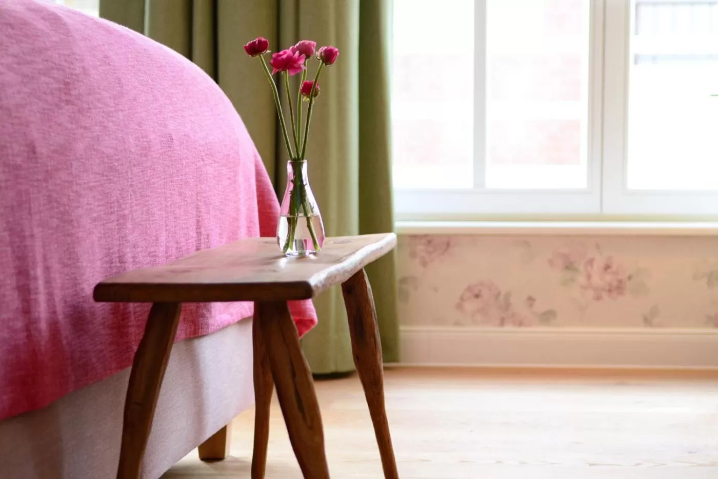 Decorative detail, Bed in Hotel No. 11