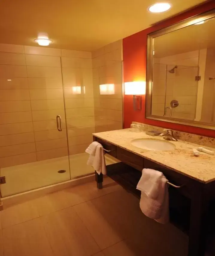 Bathroom in Apache Casino Hotel