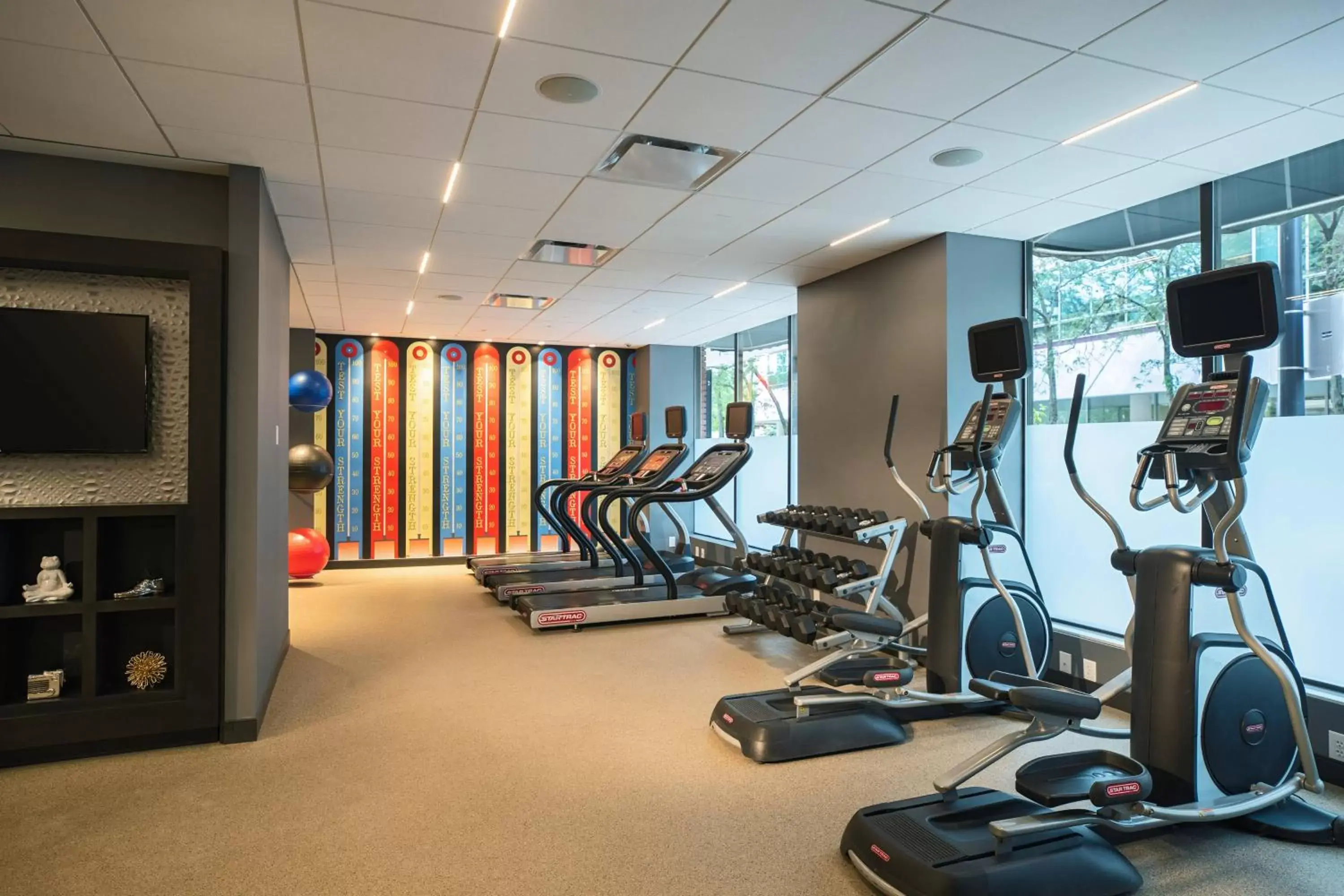 Fitness centre/facilities, Fitness Center/Facilities in Renaissance Des Moines Savery Hotel