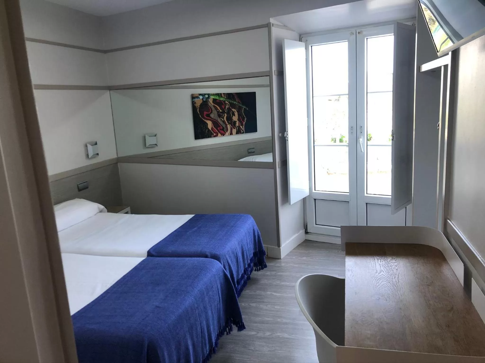 Photo of the whole room, Bed in Hotel&Spa El Puerto