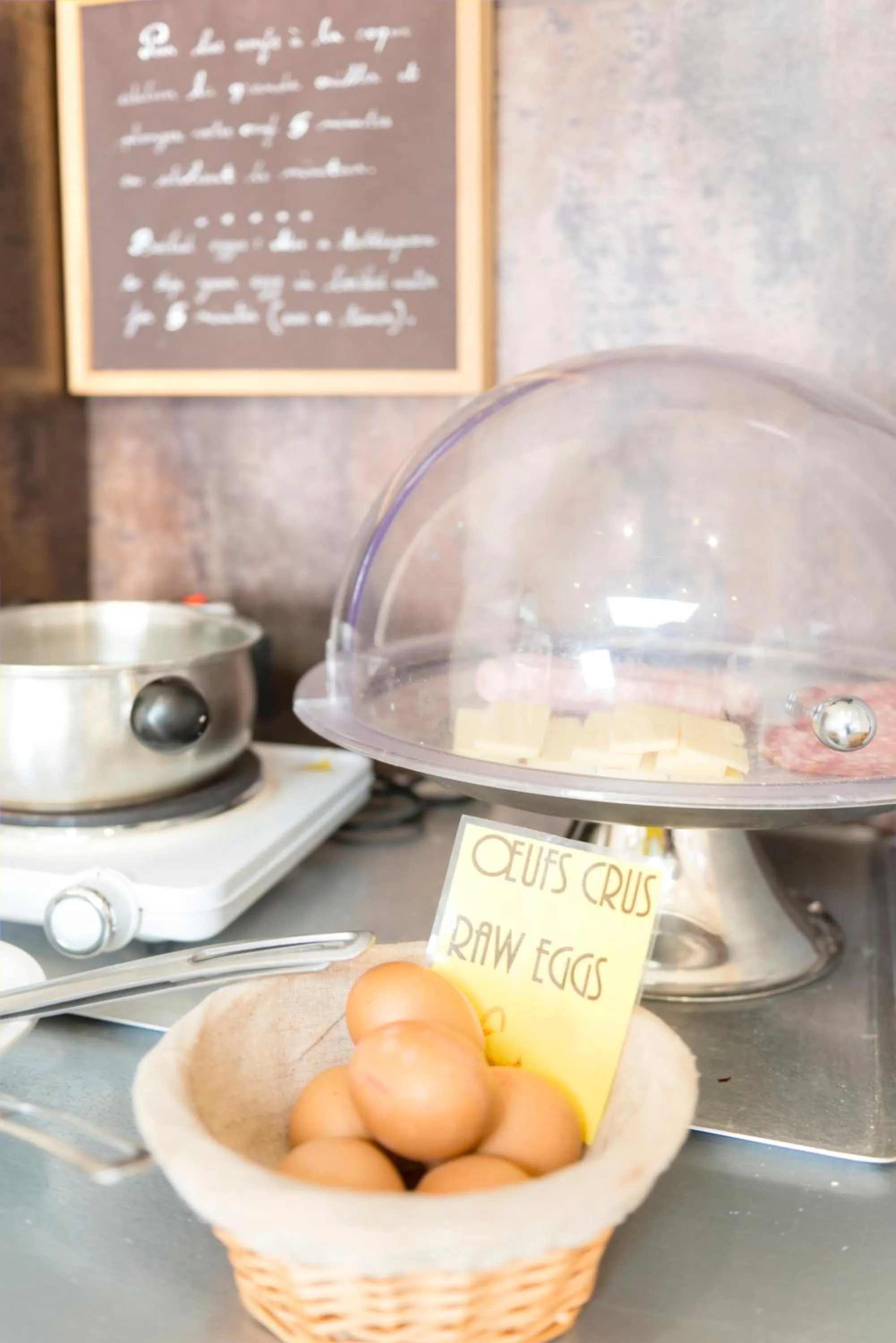 Buffet breakfast in Hotel Pierre Nicole