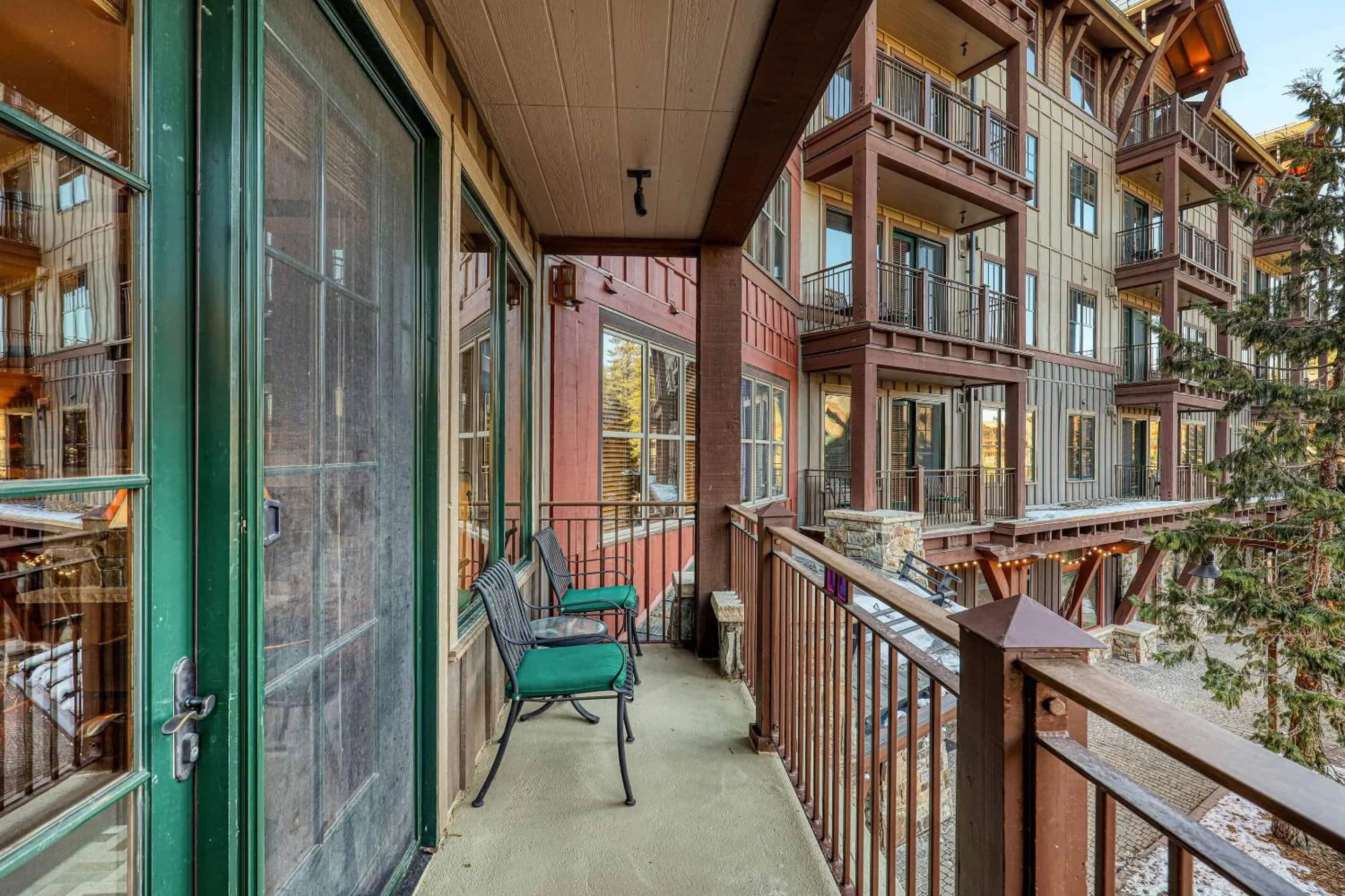 Balcony/Terrace in East West Hospitality at Tahoe