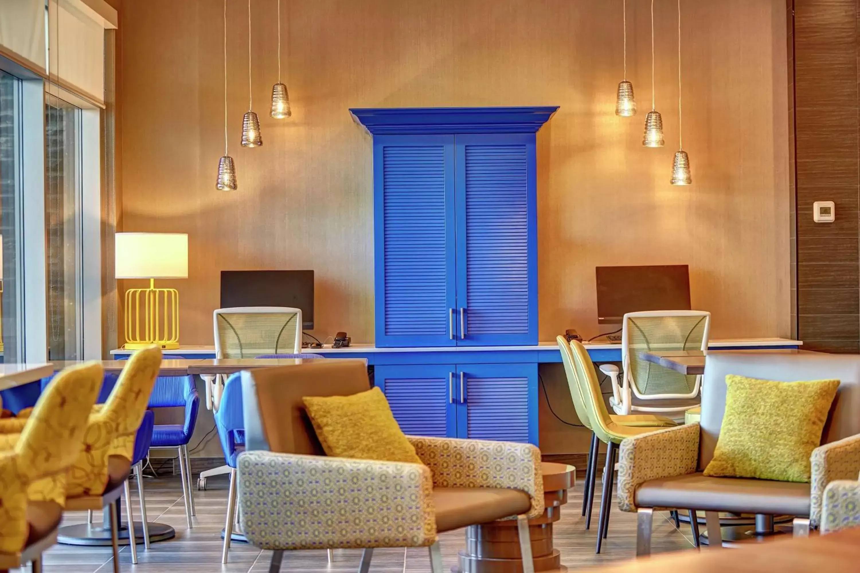 Lobby or reception in Home2 Suites By Hilton Toronto/Brampton, On Lobby or reception in Home2 Suites By Hilton Toronto/Brampton, On