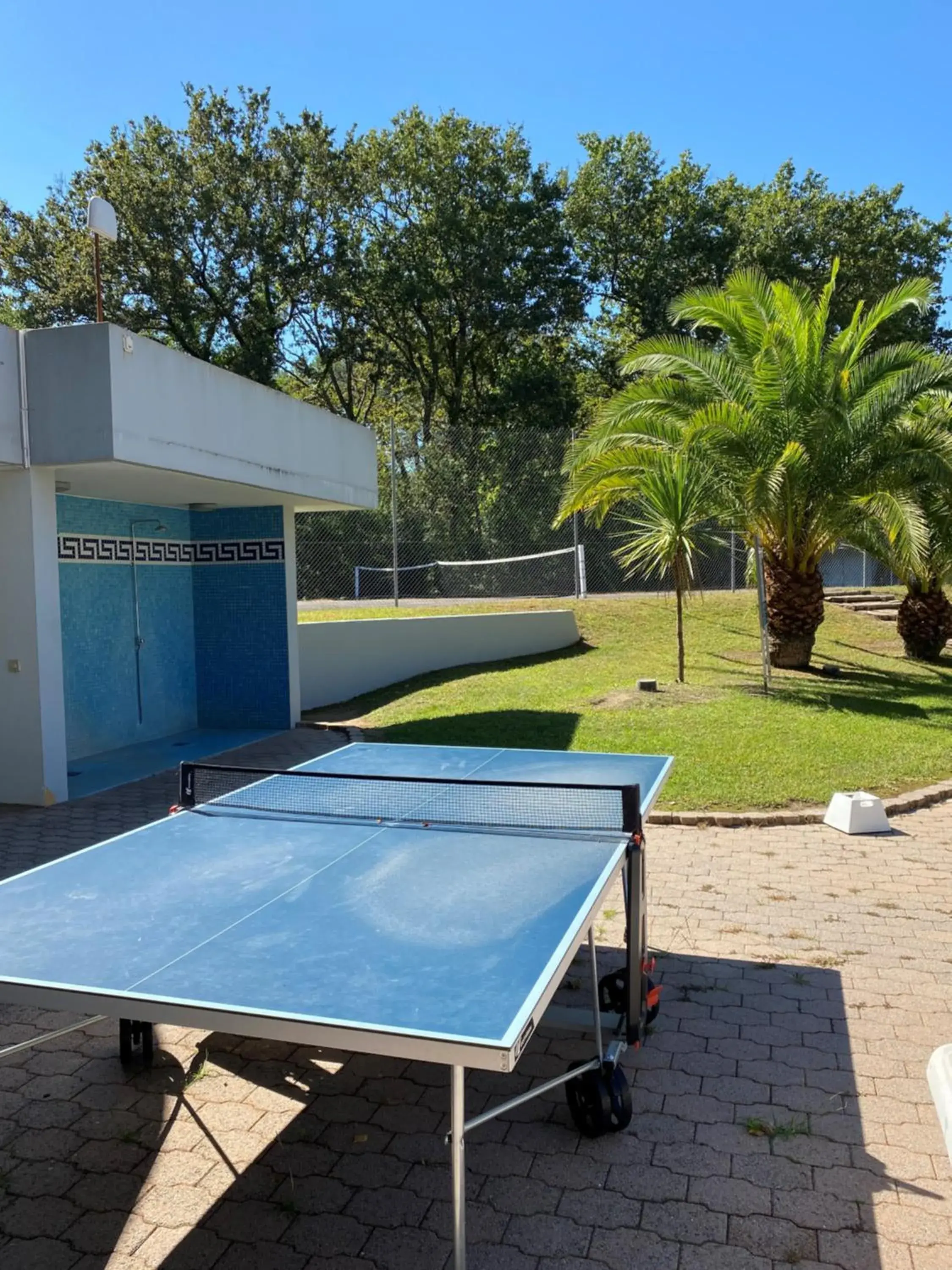 Table tennis, Swimming Pool in Hotel Résidence Anglet Biarritz-Parme