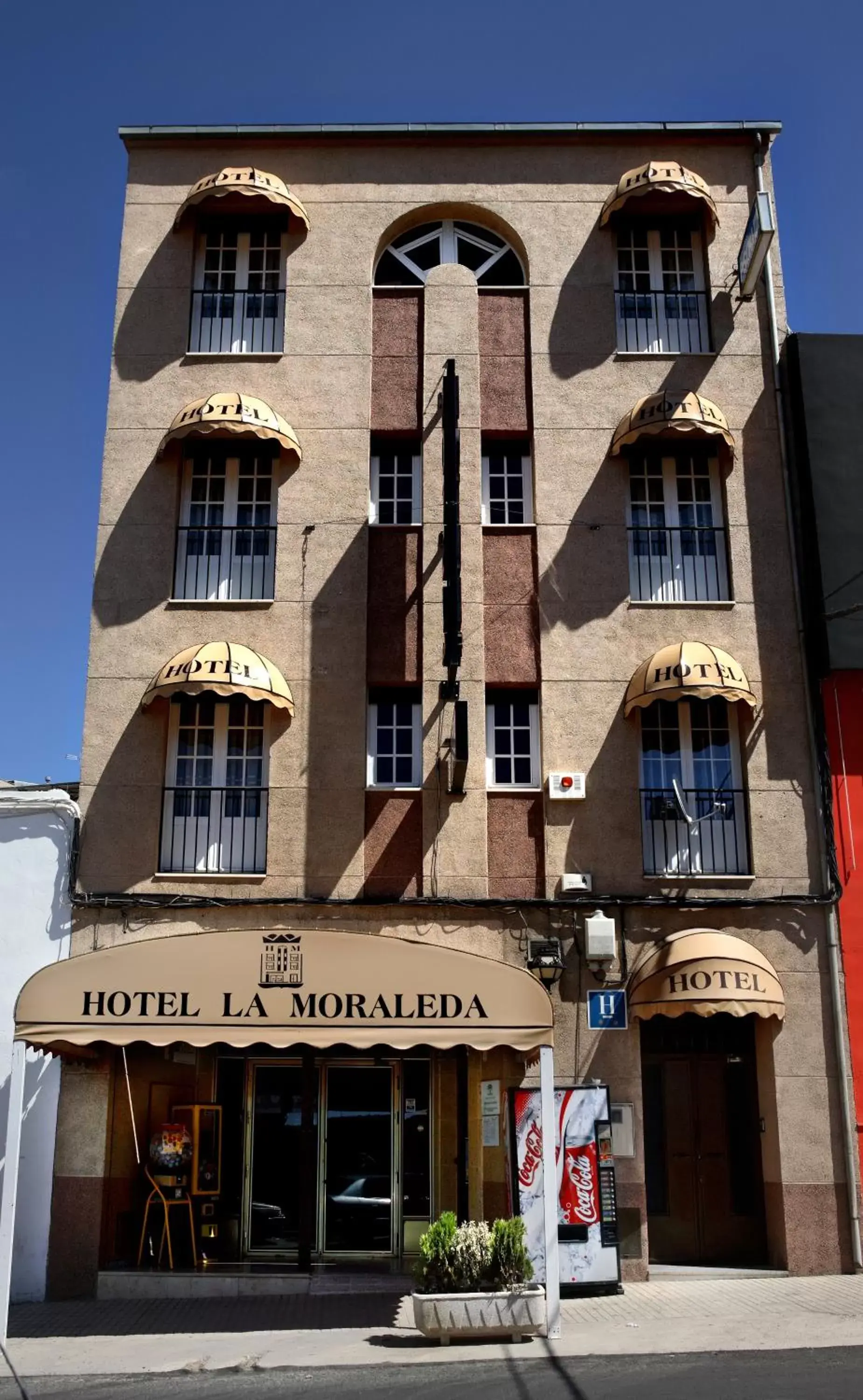 Facade/entrance, Property Building in Hotel La Moraleda - Complejo Las Delicias