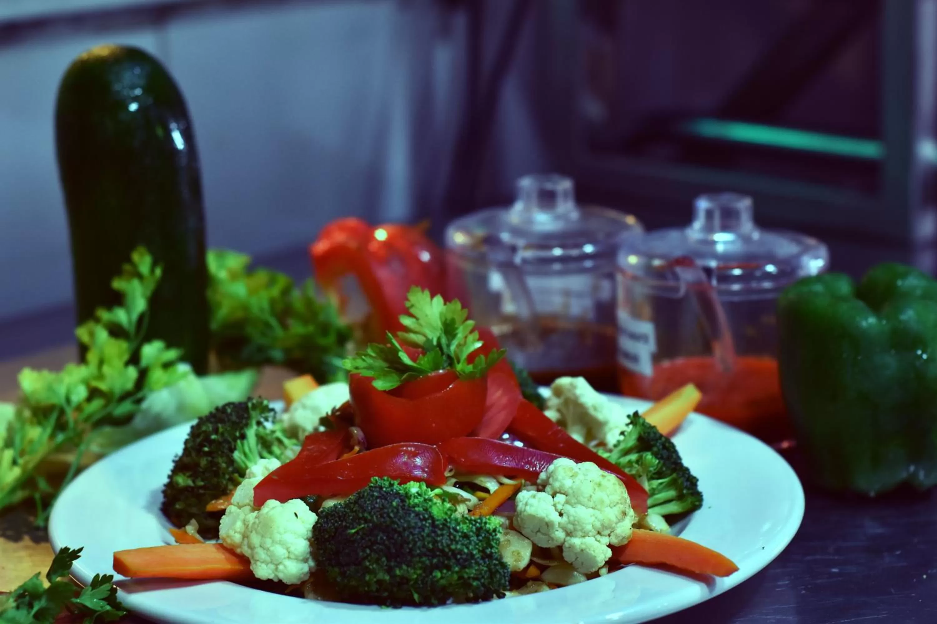 Restaurant/places to eat in Holiday Inn Dar Es Salaam by IHG