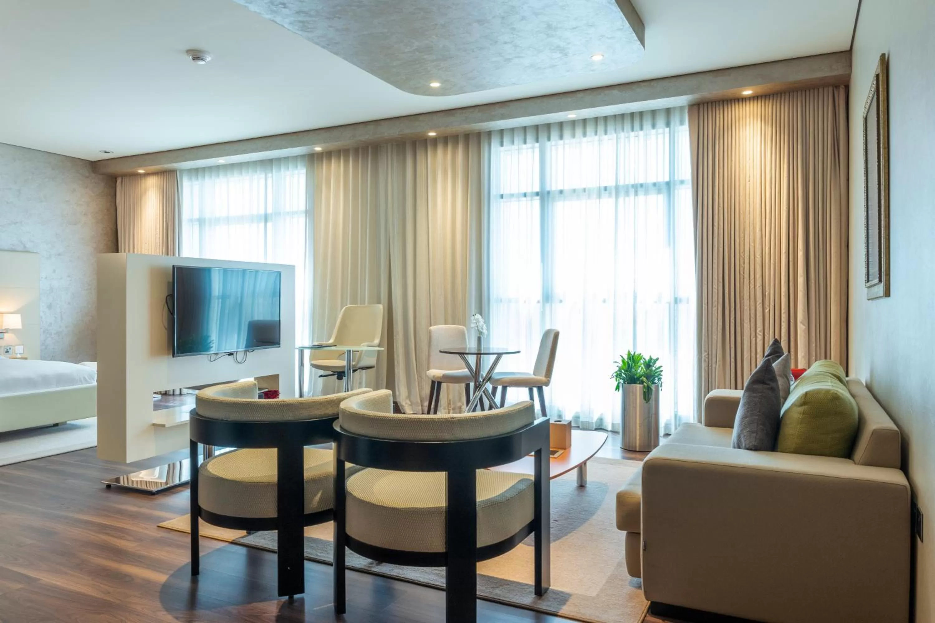 Seating area, Bed in Remal Hotel & Villas Al Dhannah City