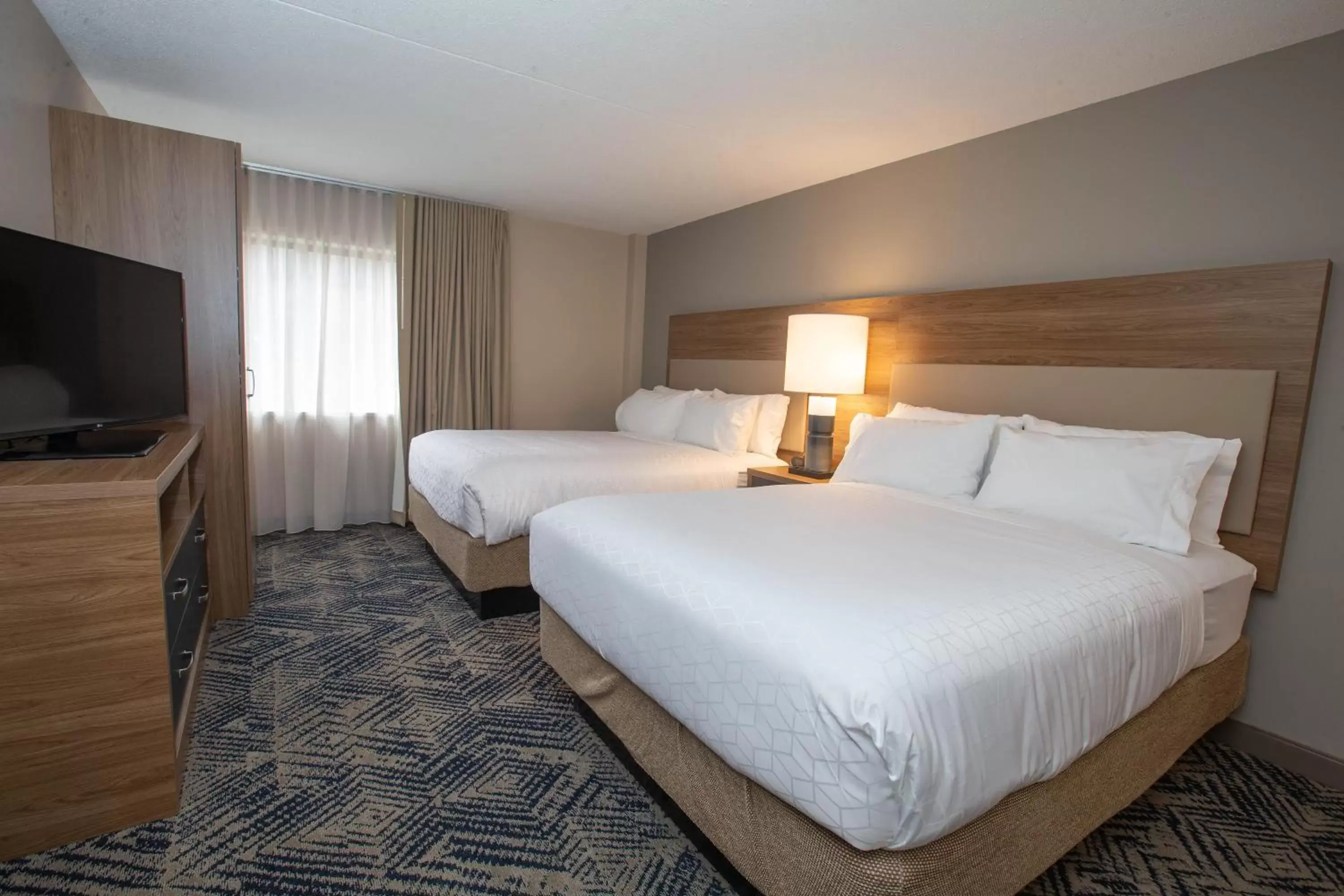 Bedroom, Bed in Candlewood Suites - Cleveland South - Independence, an IHG Hotel