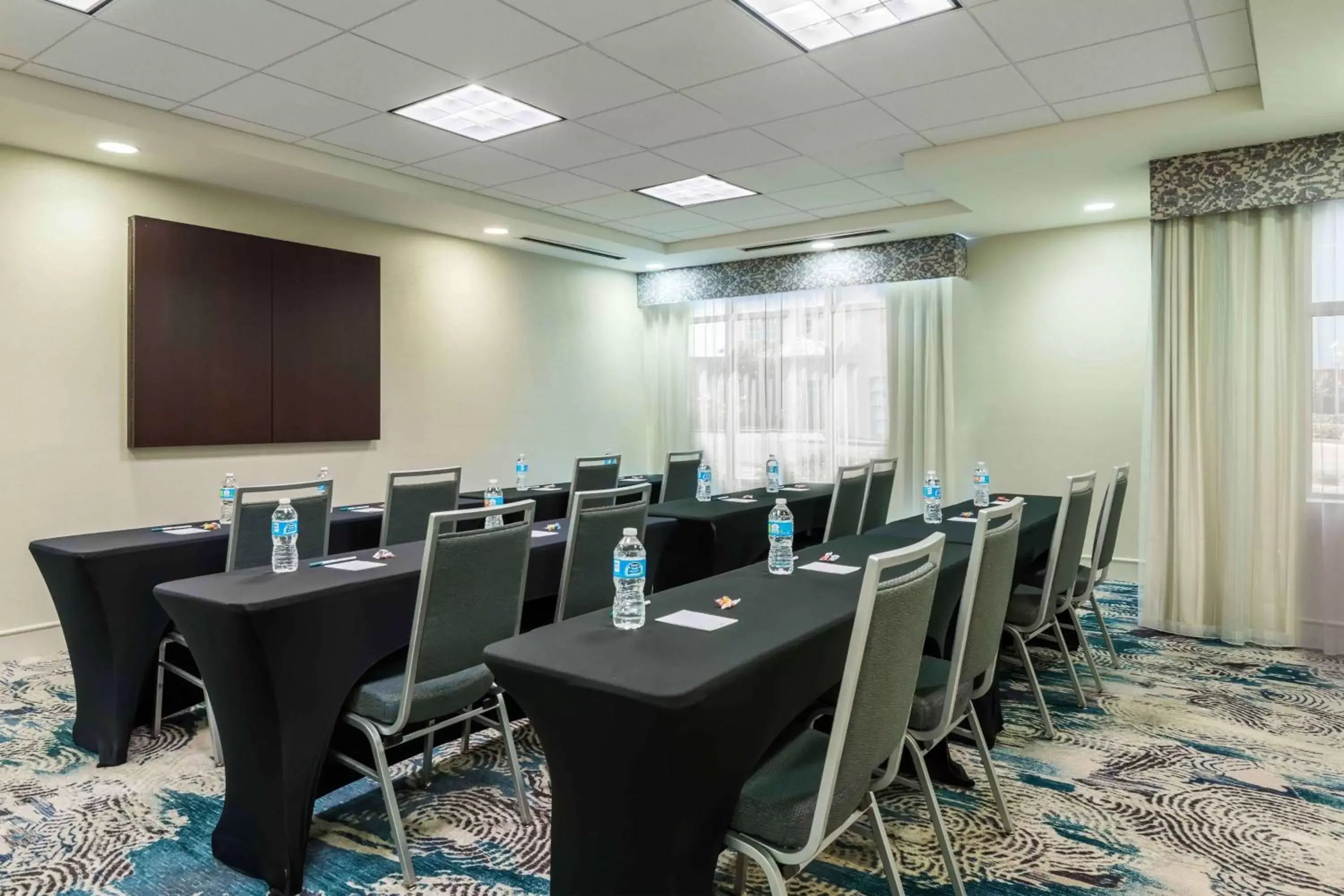 Meeting/conference room in Homewood Suites by Hilton Tampa Airport - Westshore