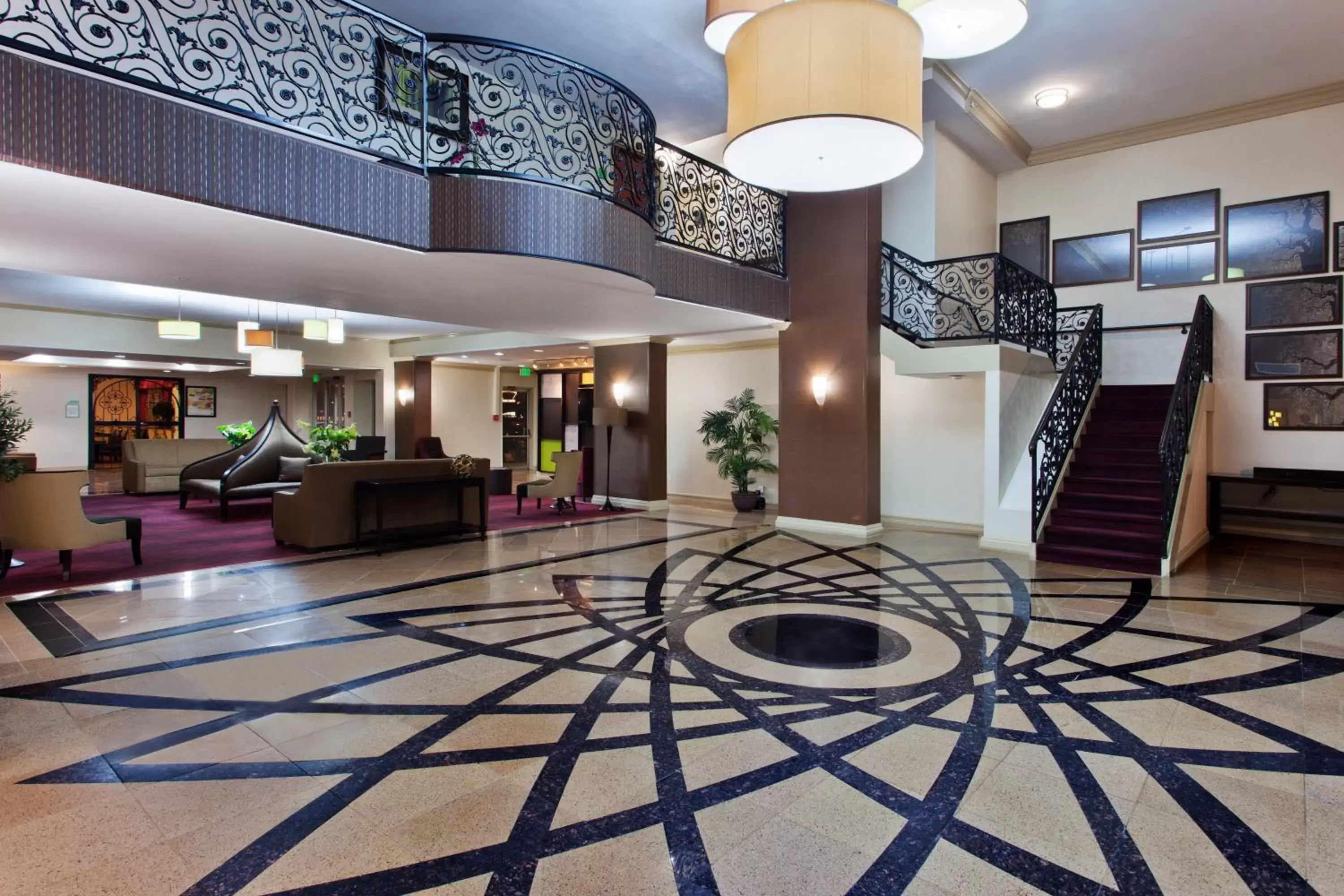 Property building, Lobby/Reception in Holiday Inn Shreveport Downtown, an IHG Hotel