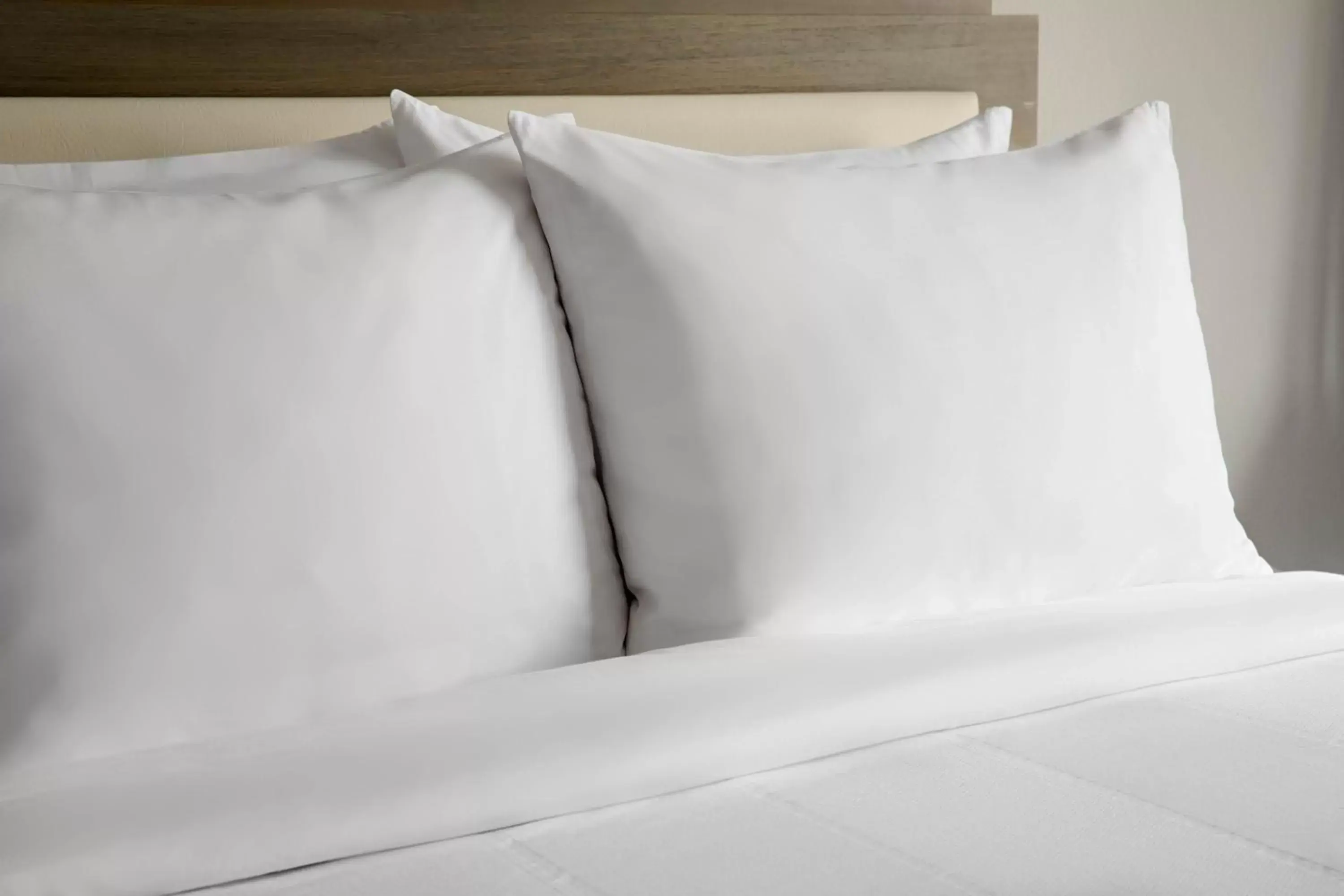 Bed in Fairfield Inn & Suites by Marriott Boston Milford