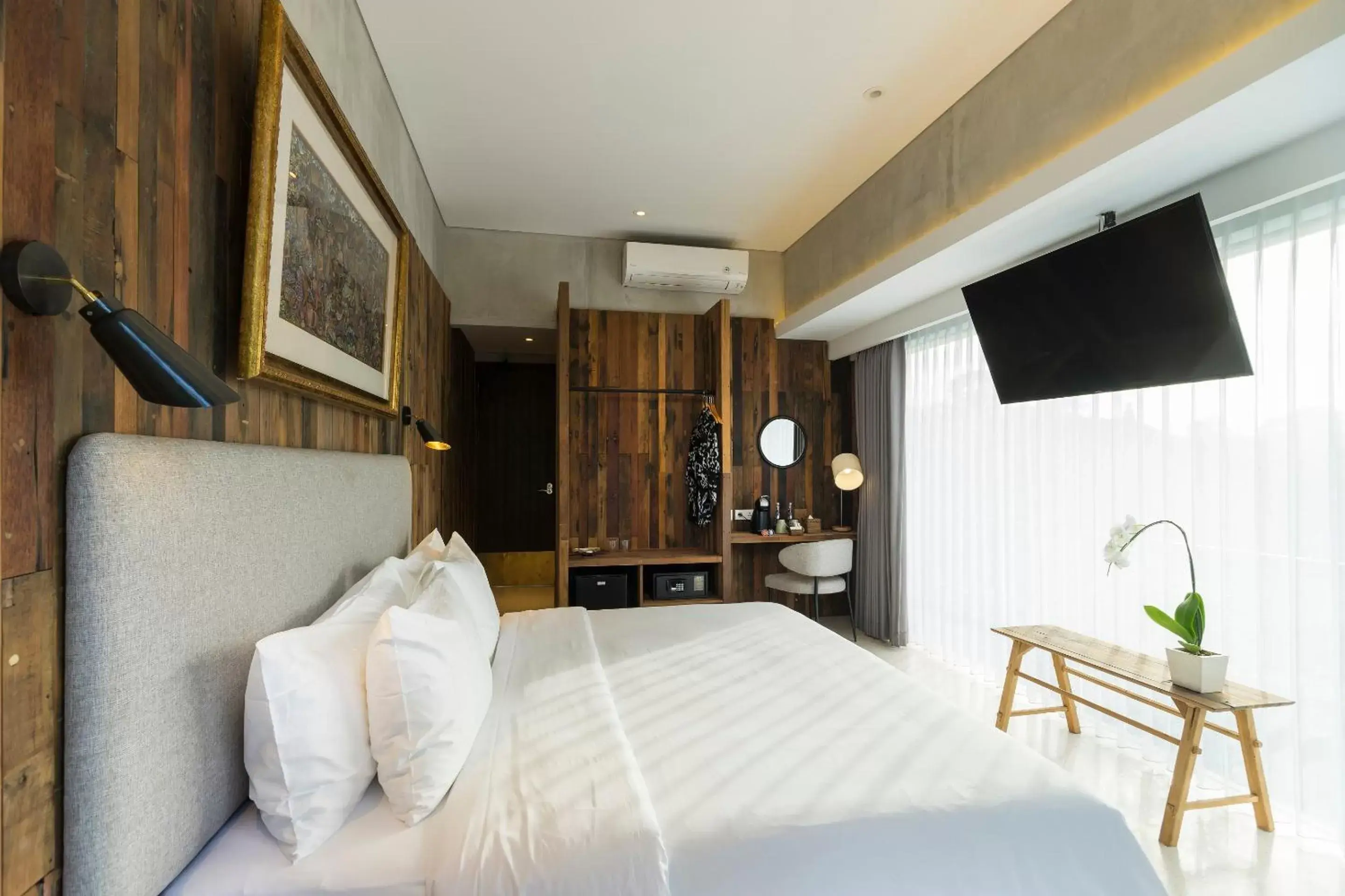 Bed in ARTOTEL Haniman Ubud