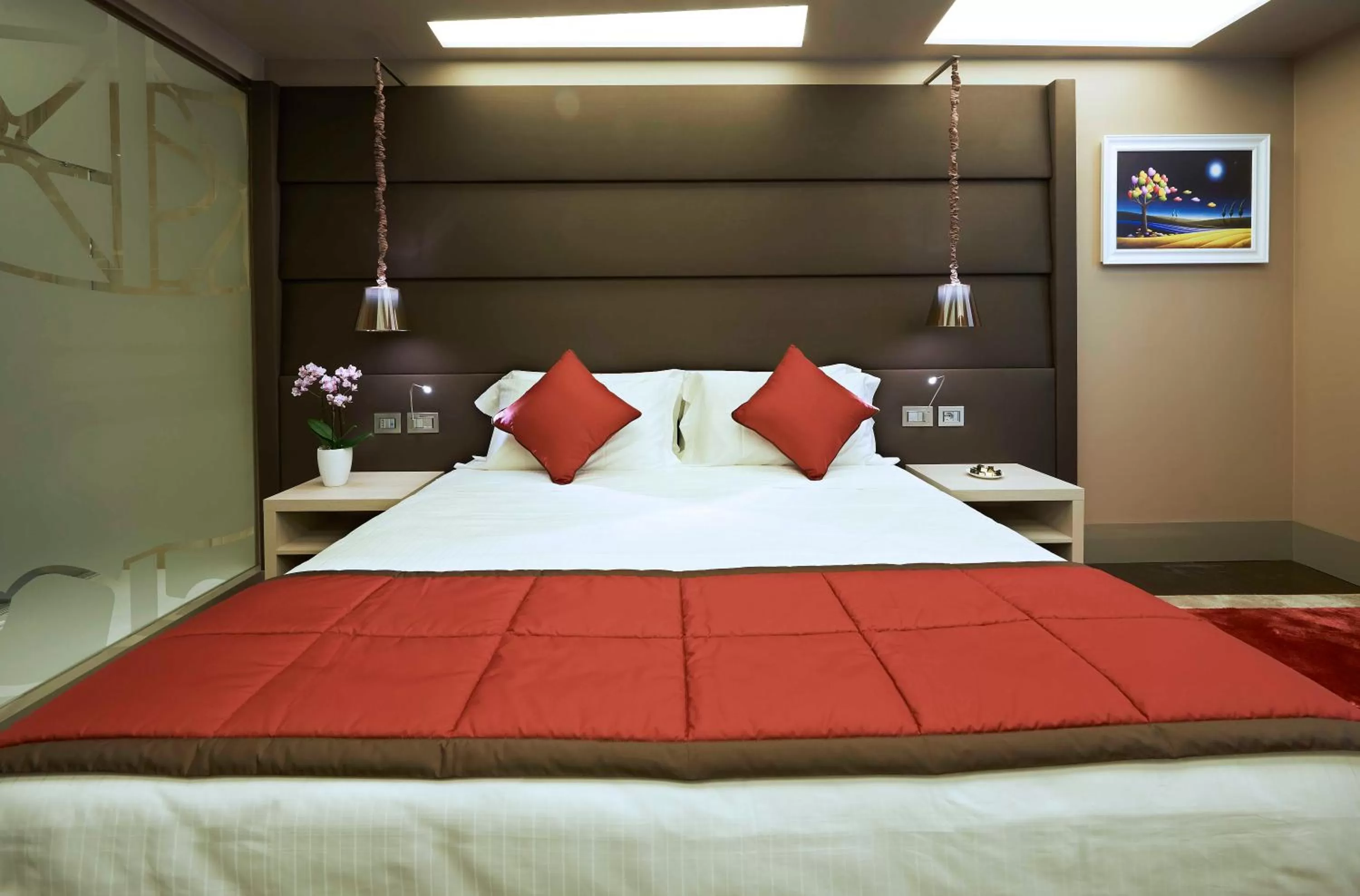 Bed in Harry's Bar Trevi Hotel & Restaurant