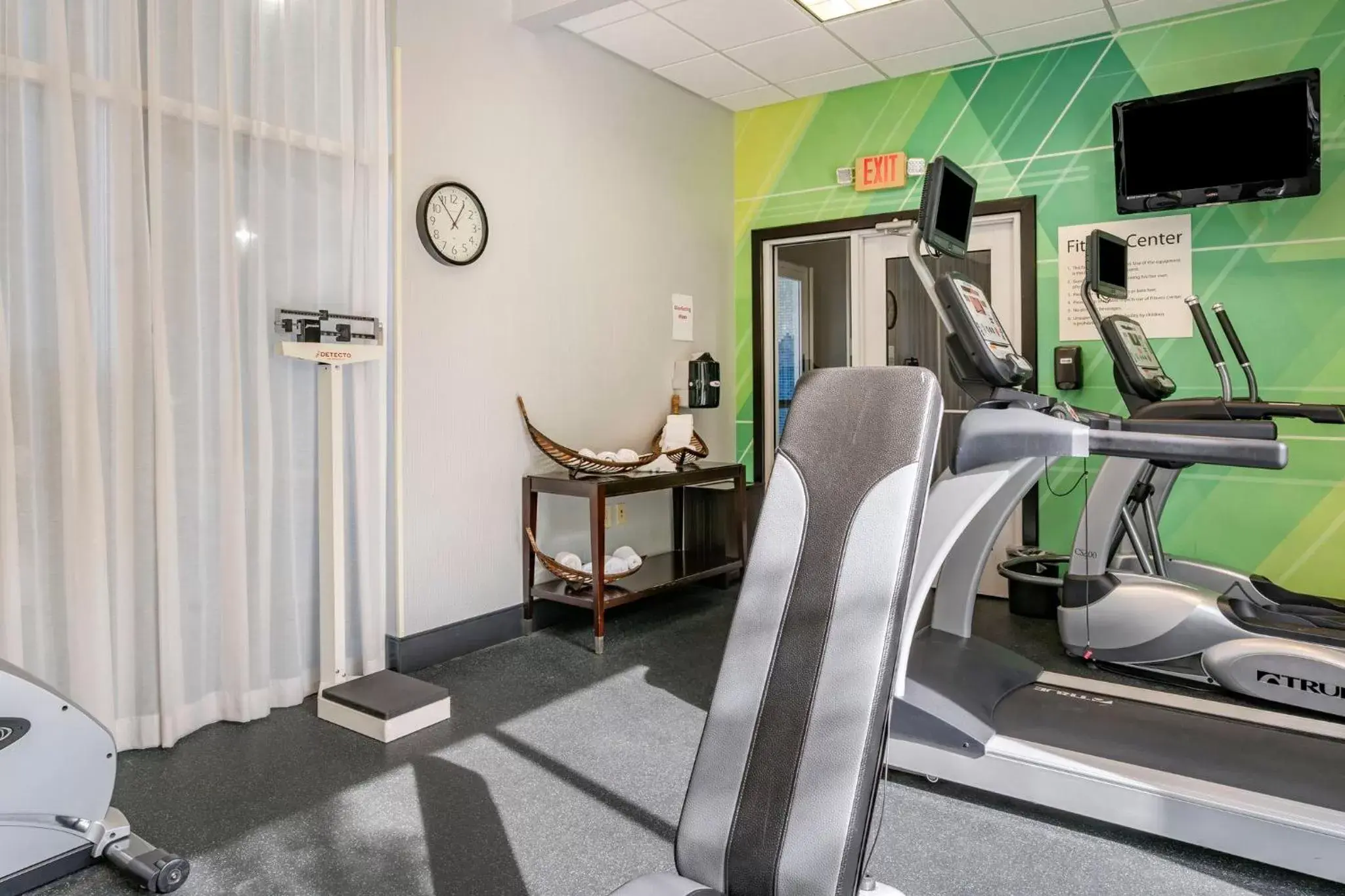 Fitness centre/facilities, Fitness Center/Facilities in Holiday Inn Louisville Airport South, an IHG Hotel