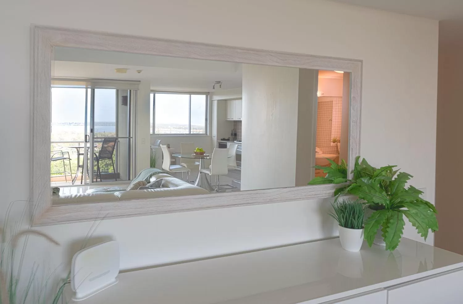 Dining area in Grandview Apartments