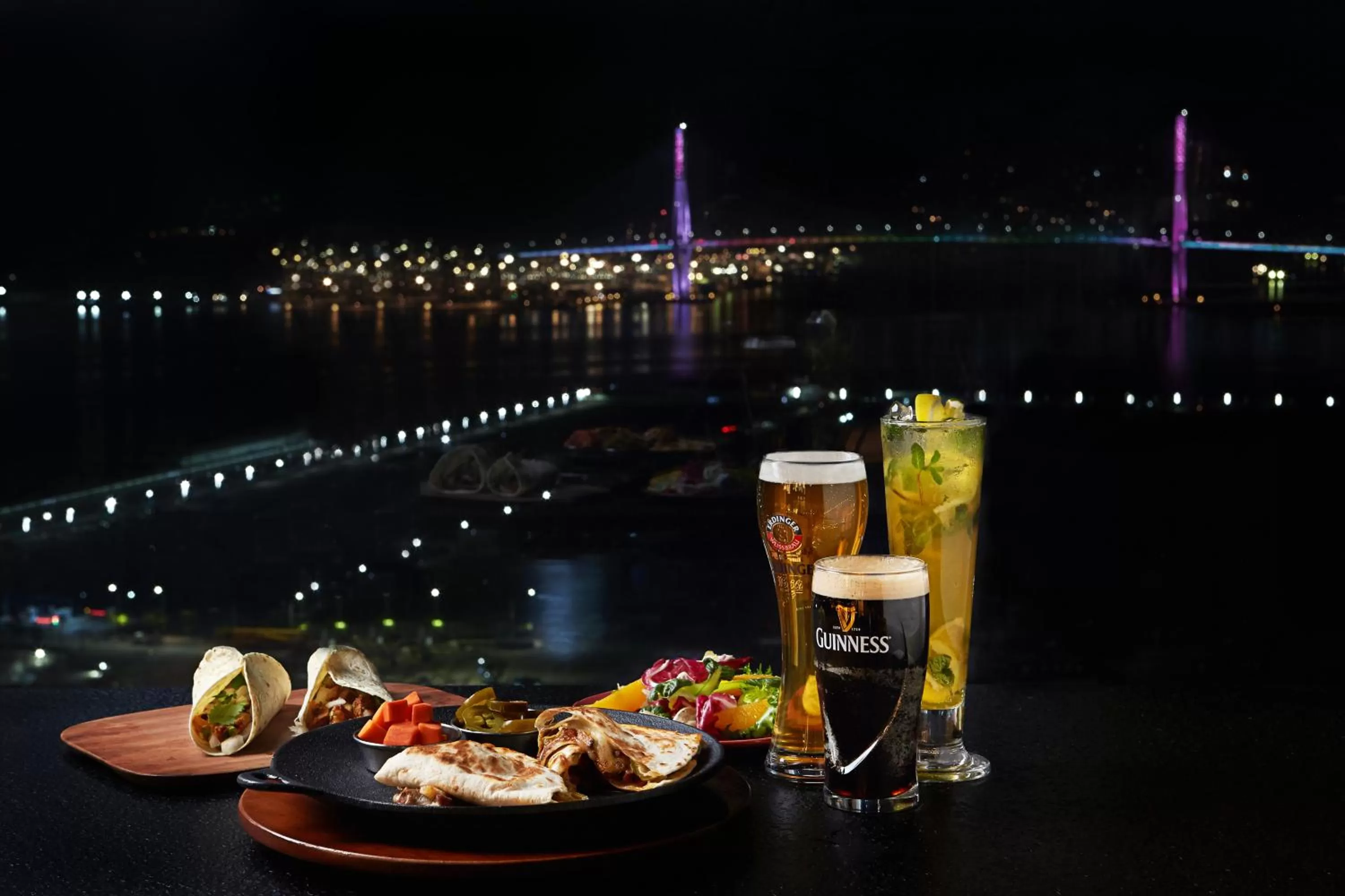 Restaurant/places to eat in ASTI Hotel Busan Station