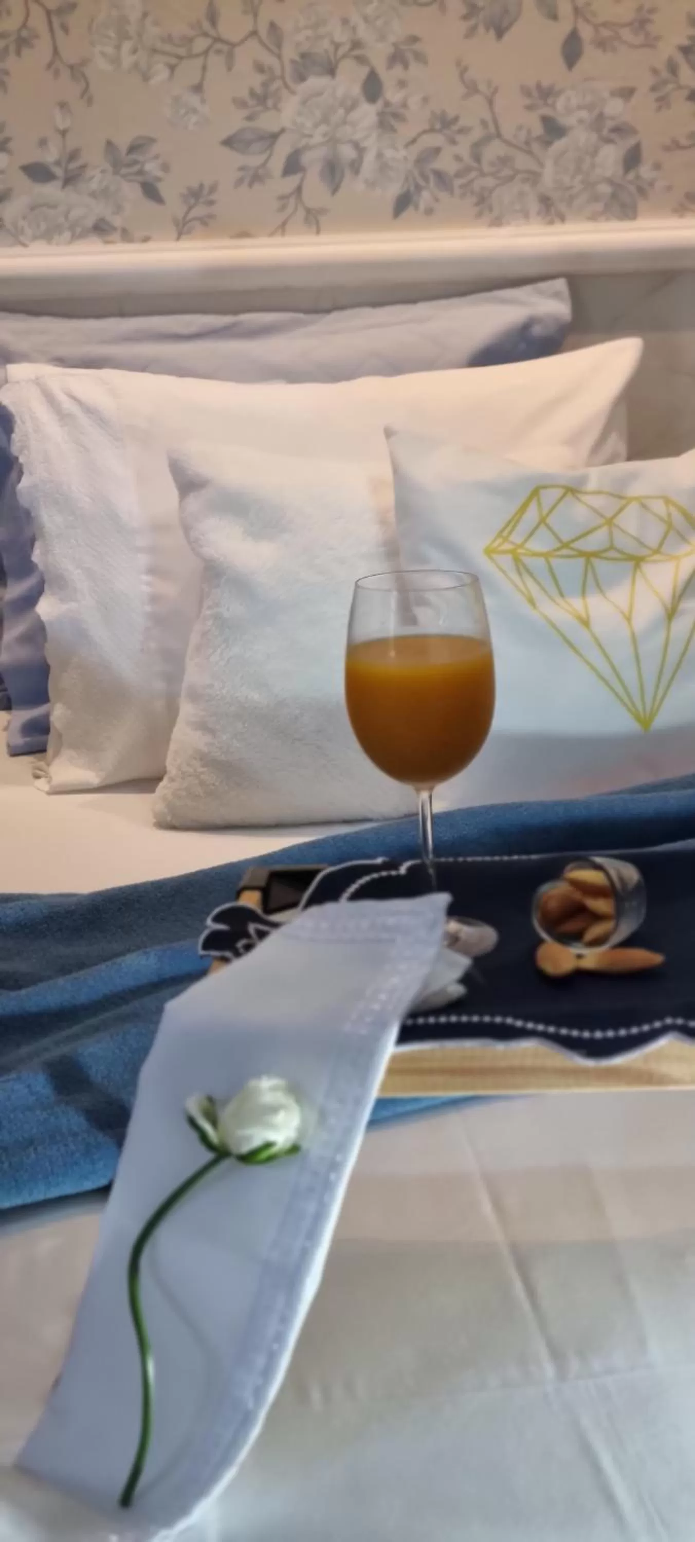 Toilet, Bed in Pousada Recanto da Família