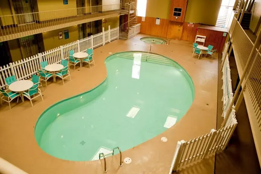 Swimming pool, Pool View in Ramada by Wyndham Marquette