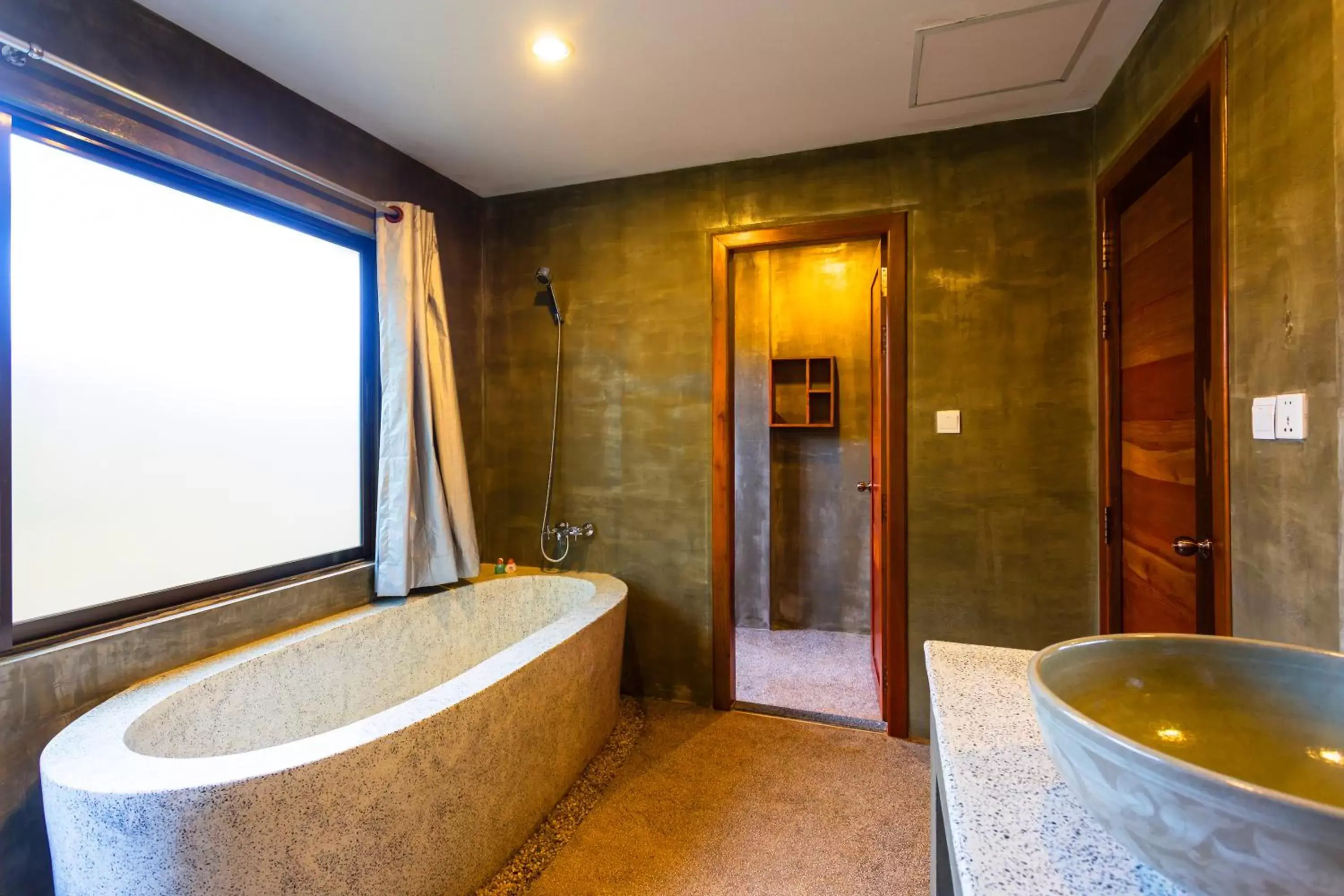 Bathroom in Le Jardin d'Angkor Hotel & Resort