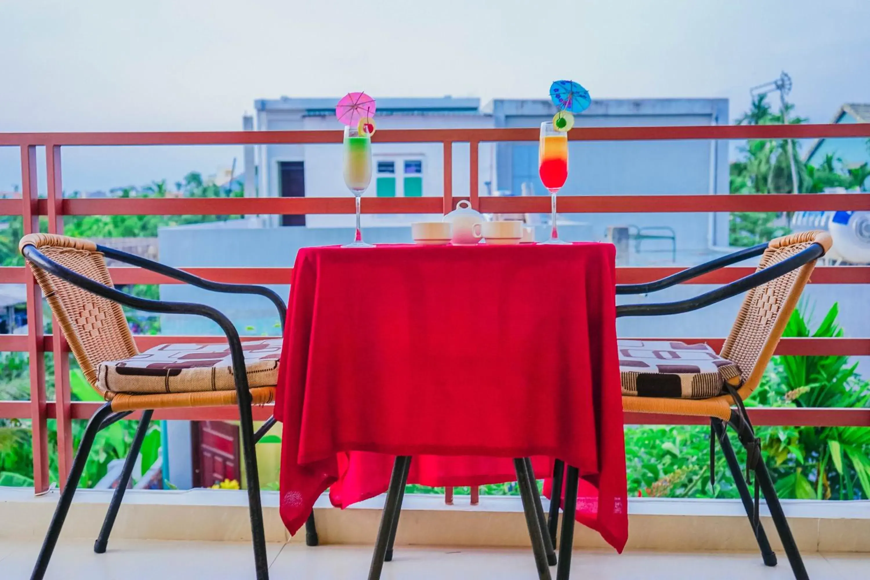 Balcony/Terrace, Patio/Outdoor Area in Herbal Tea Homestay