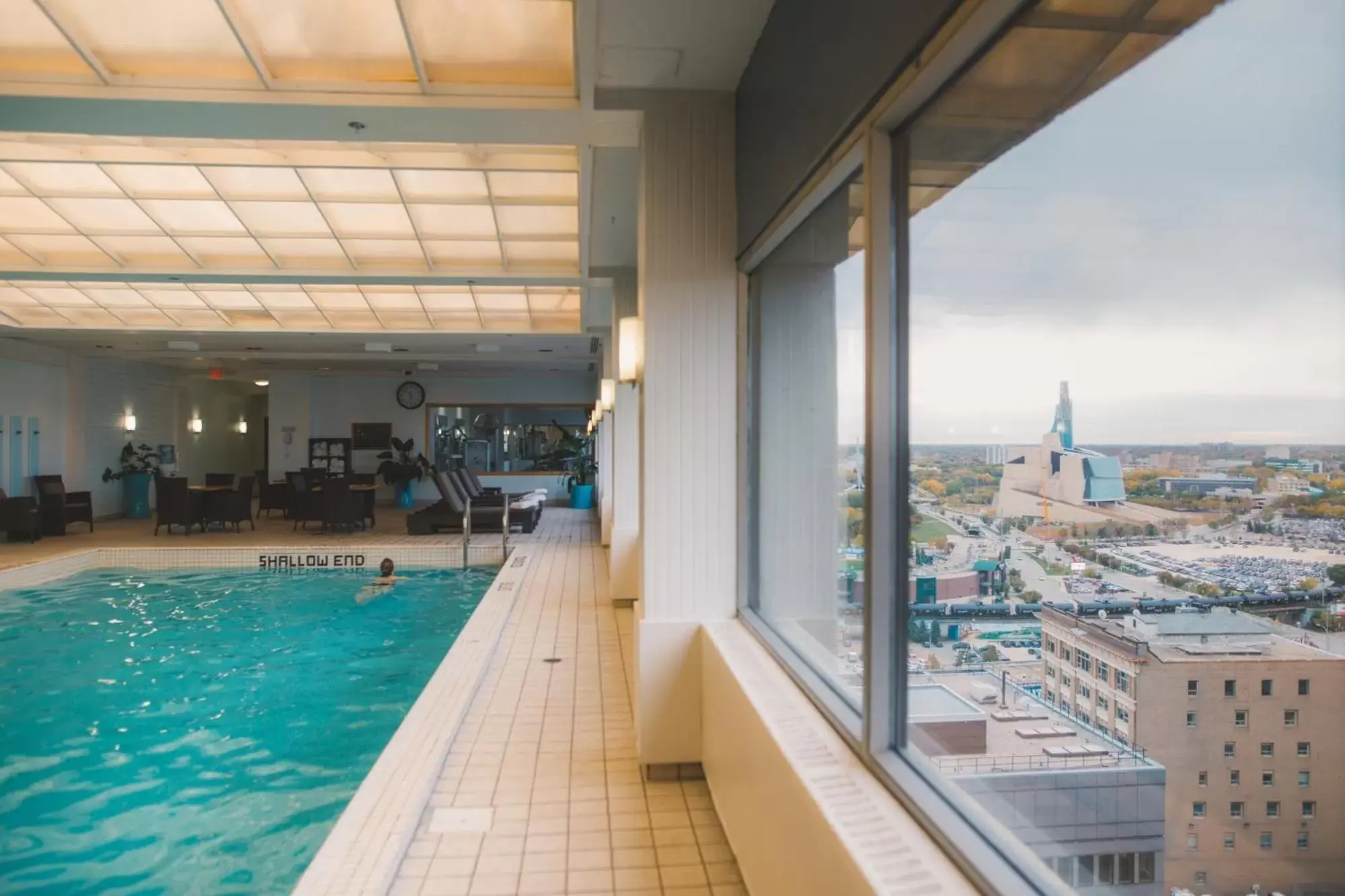 Swimming pool in Fairmont Winnipeg